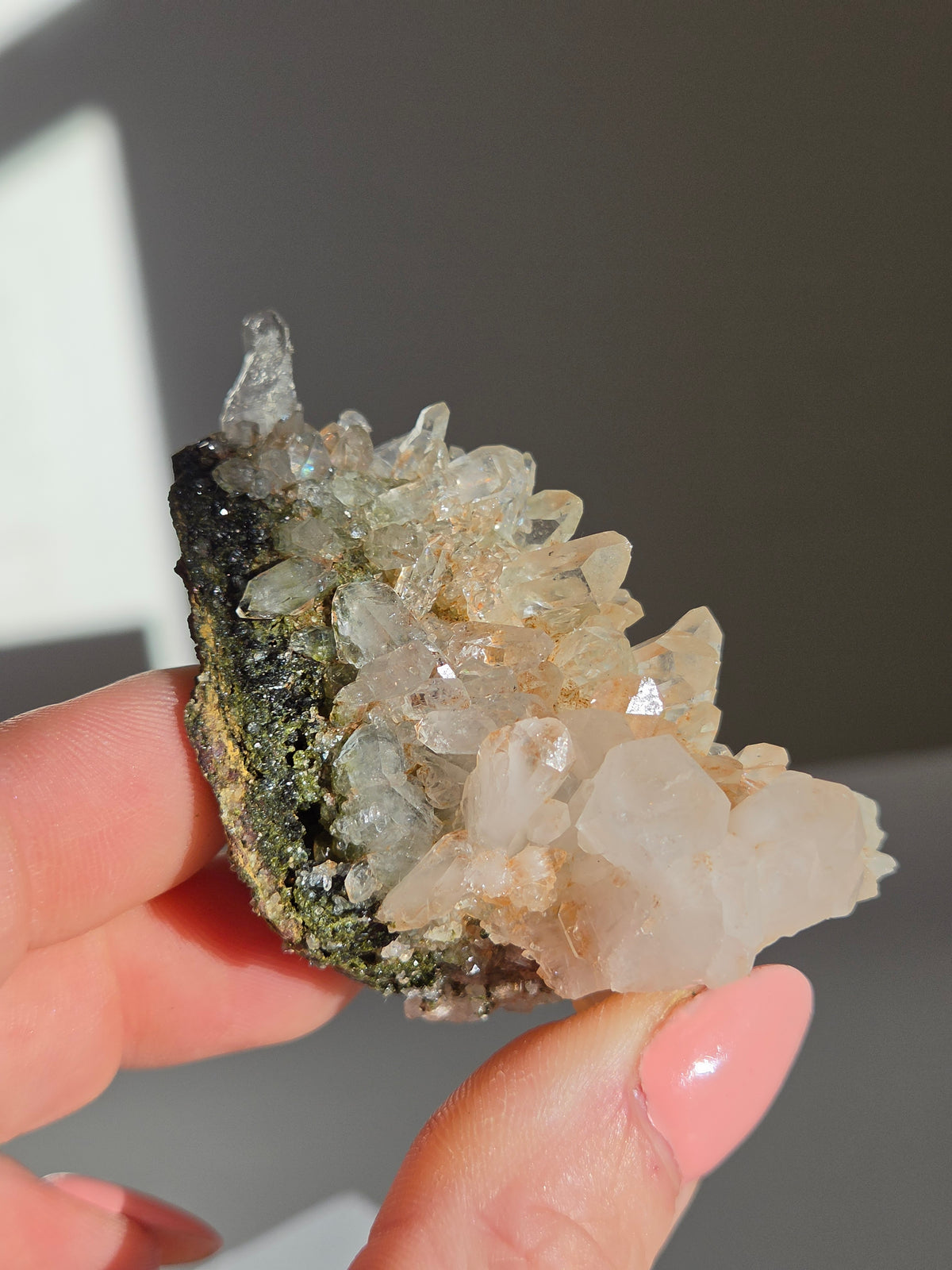 Epidote x Quartz 009