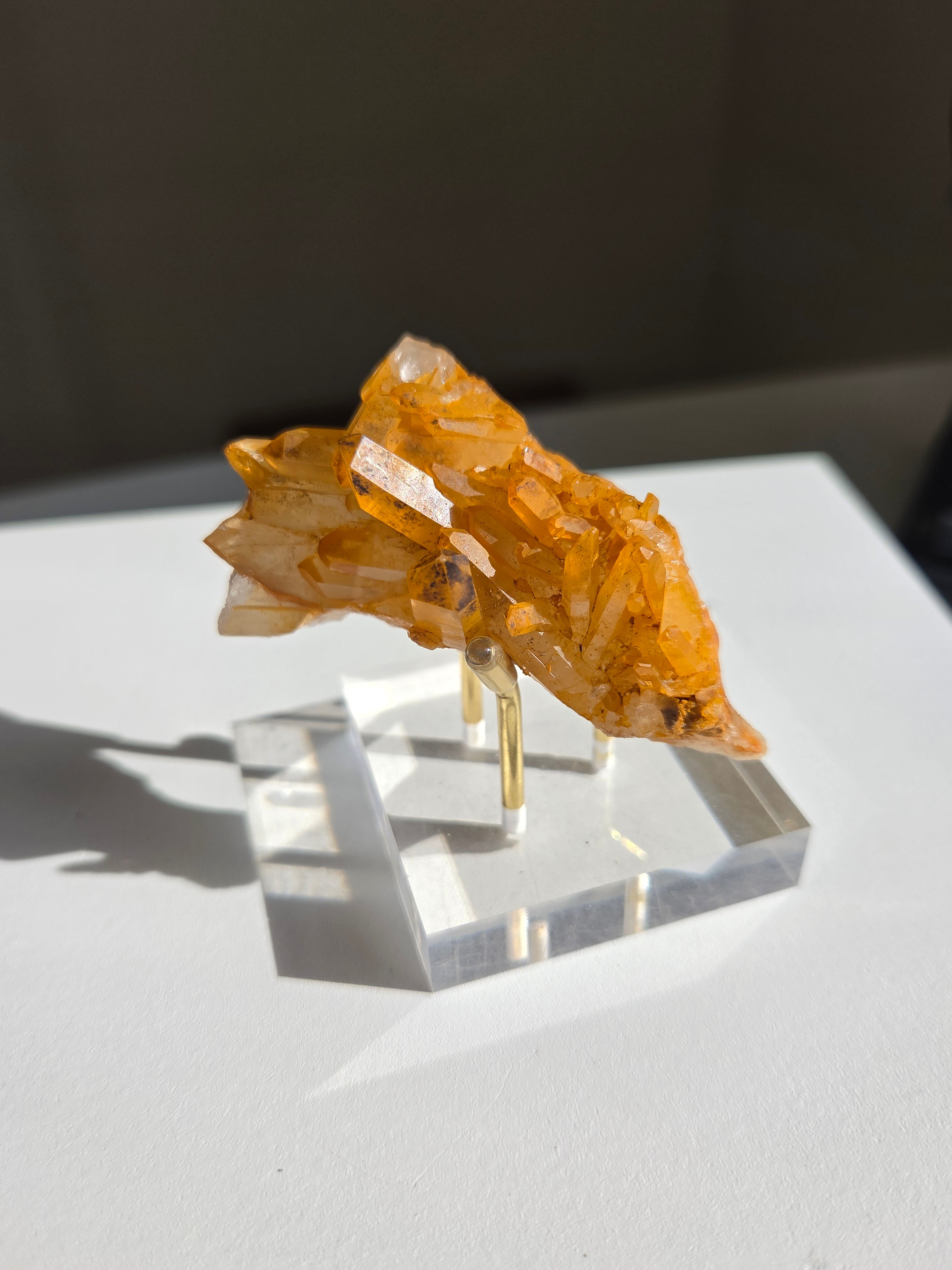 Tangerine Quartz Cluster 001