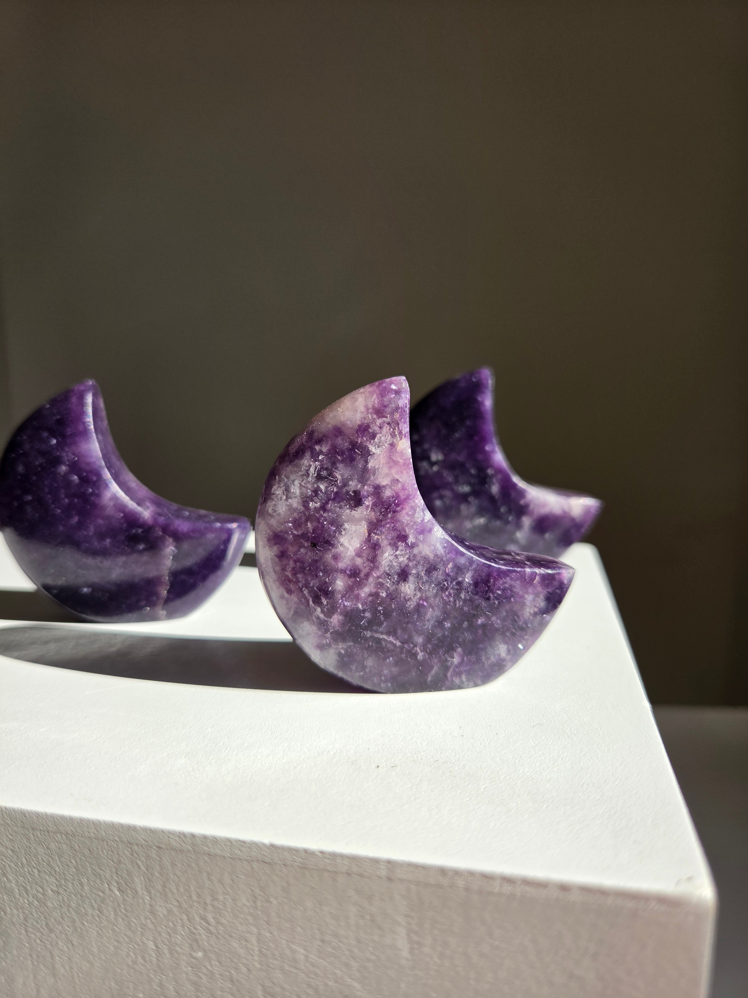 Lepidolite Standing Mini Moon
