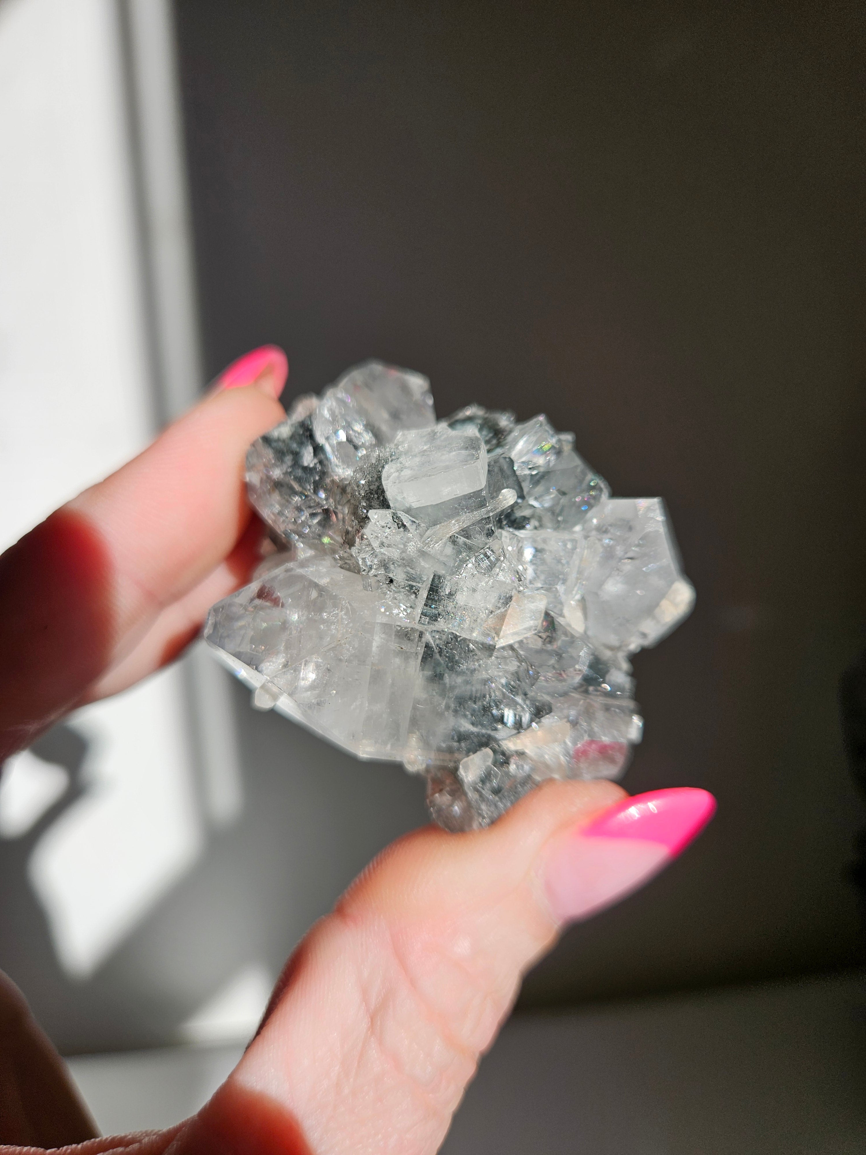 Apophyllite on Black Chalcedony 029