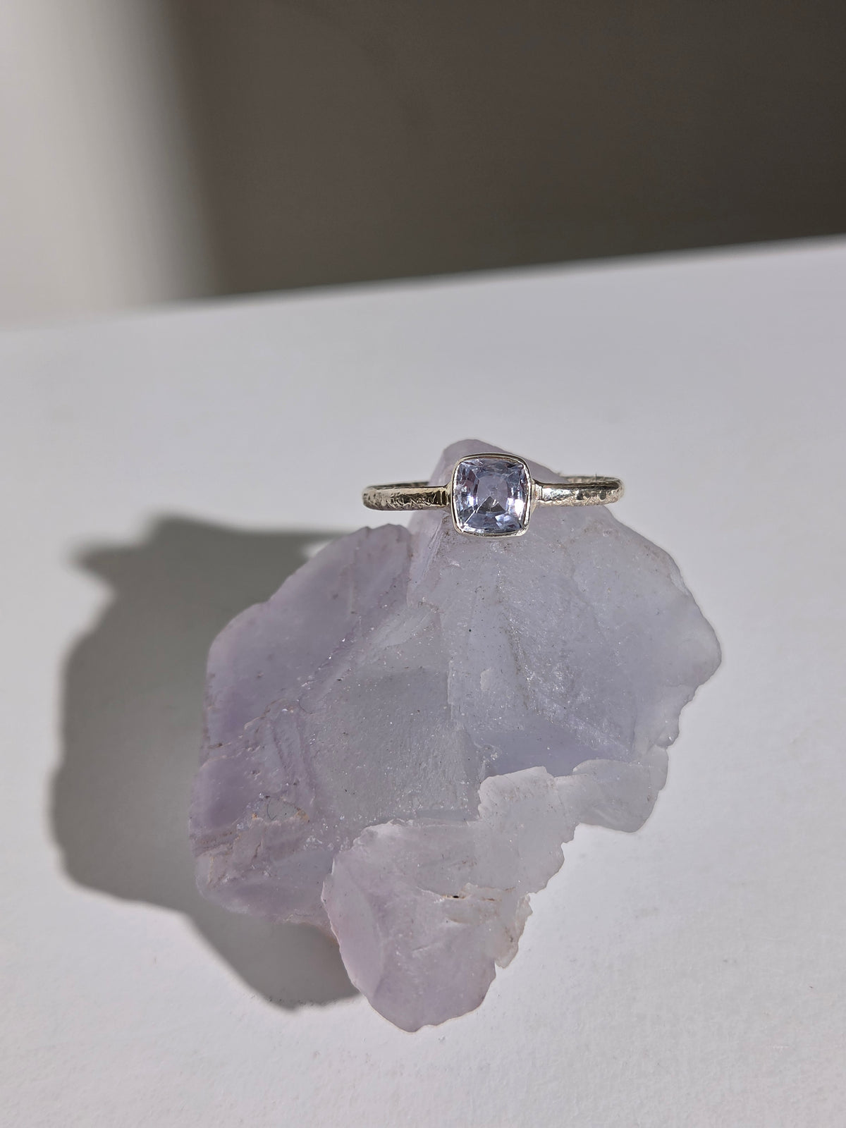 Size 6 | Sapphire Ring | silver
