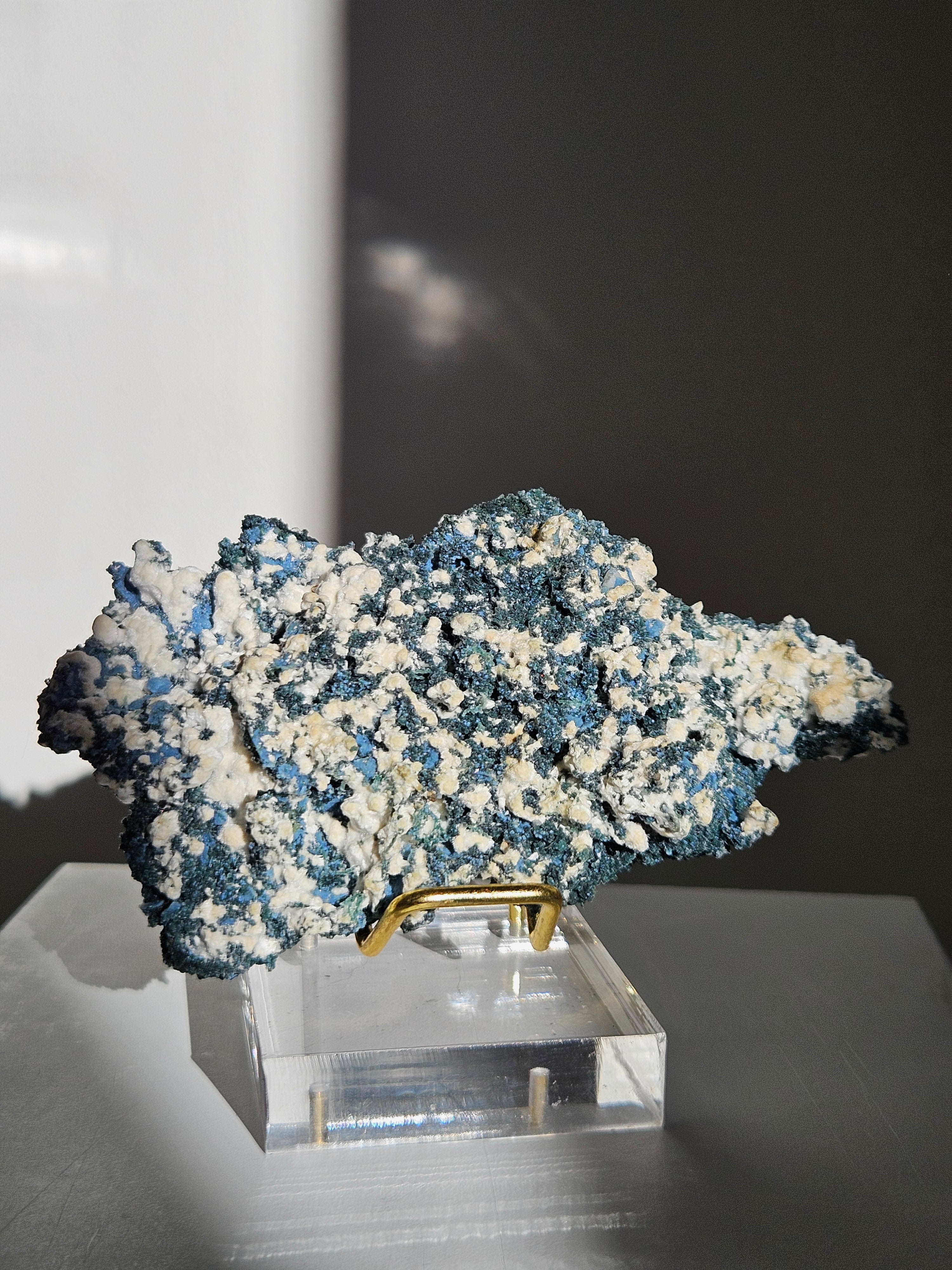 Chalcedony x Okenite 007