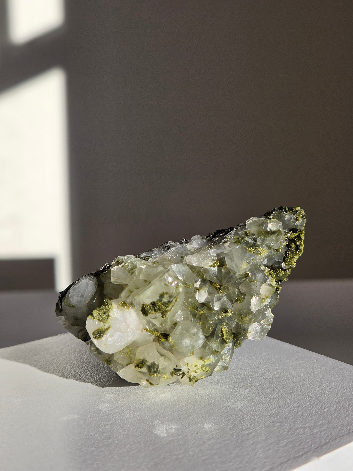Epidote x Quartz 010