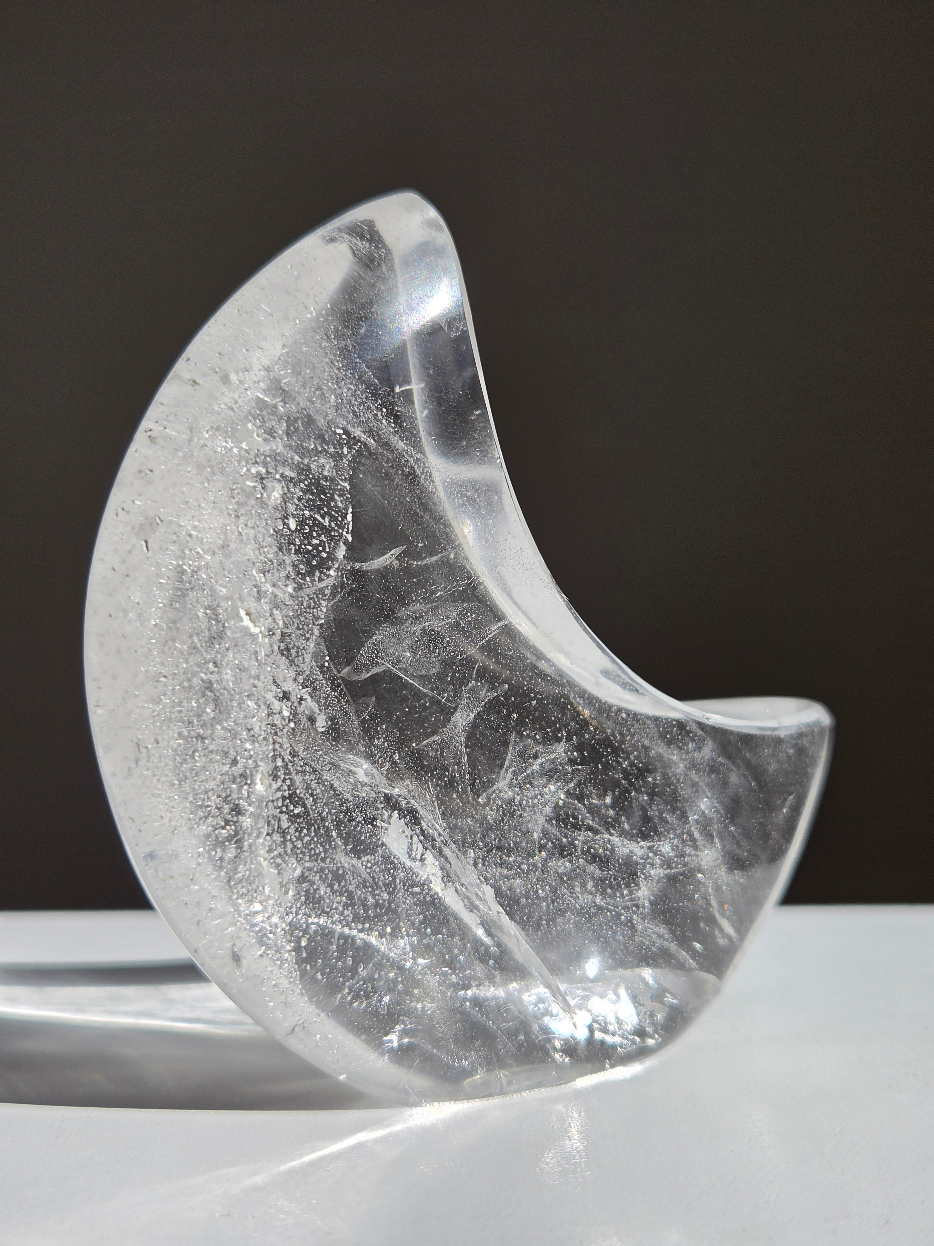 Himalayan Quartz Standing Moon 001