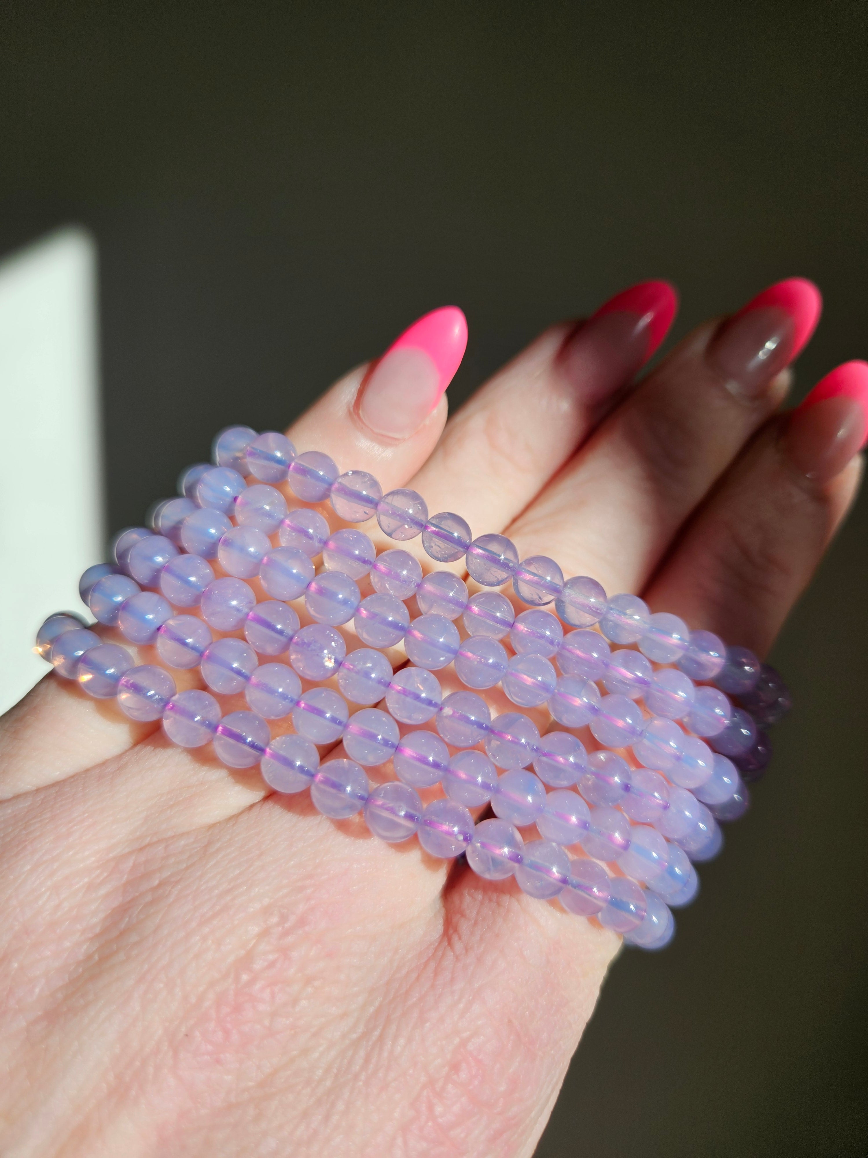 Lavender Quartz bracelet | 6mm