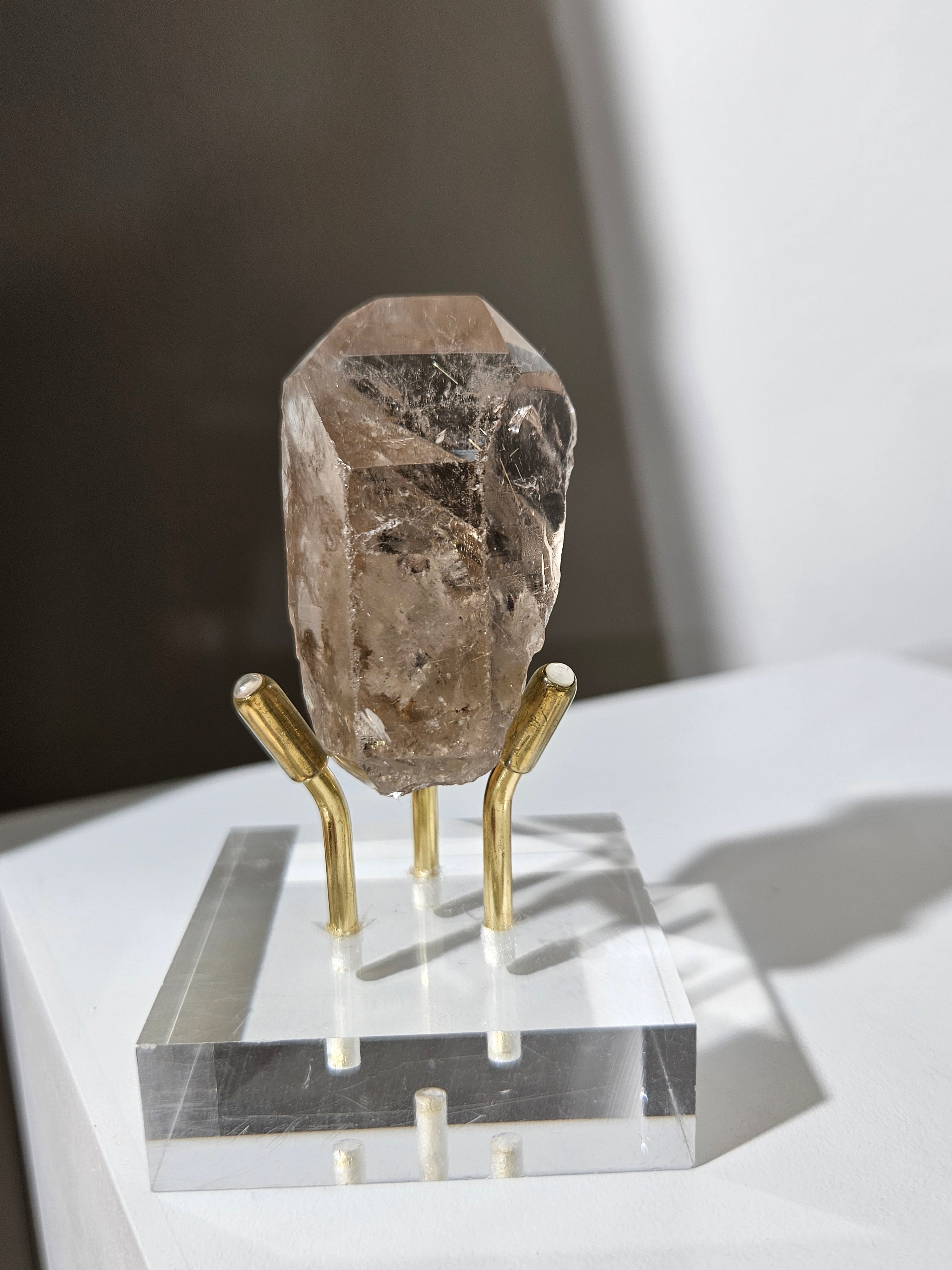 Smoky Rutile Quartz 001