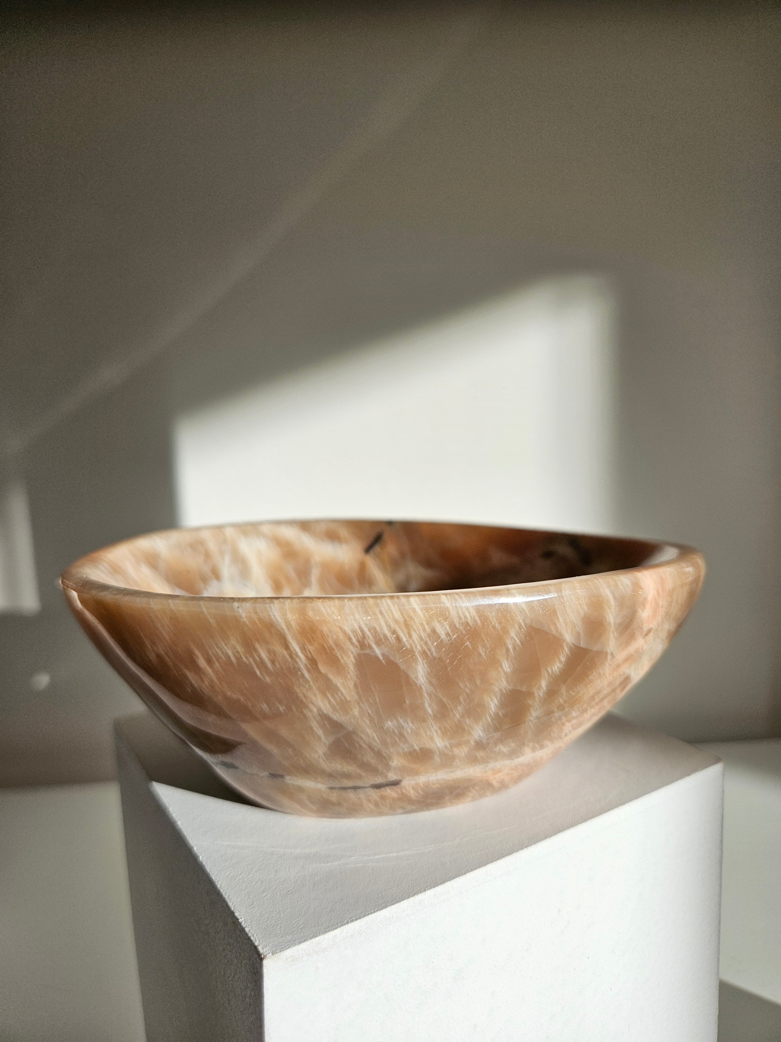 Peach Moonstone x Smoky Quartz Bowl 001