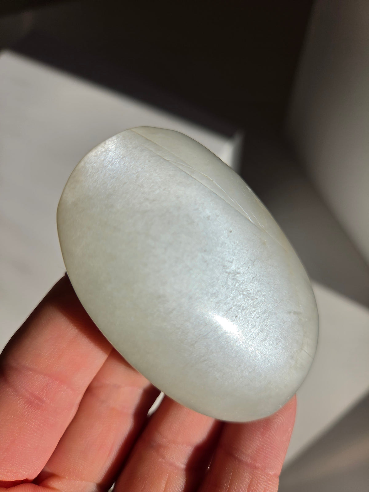 Green Moonstone Palmstone 008