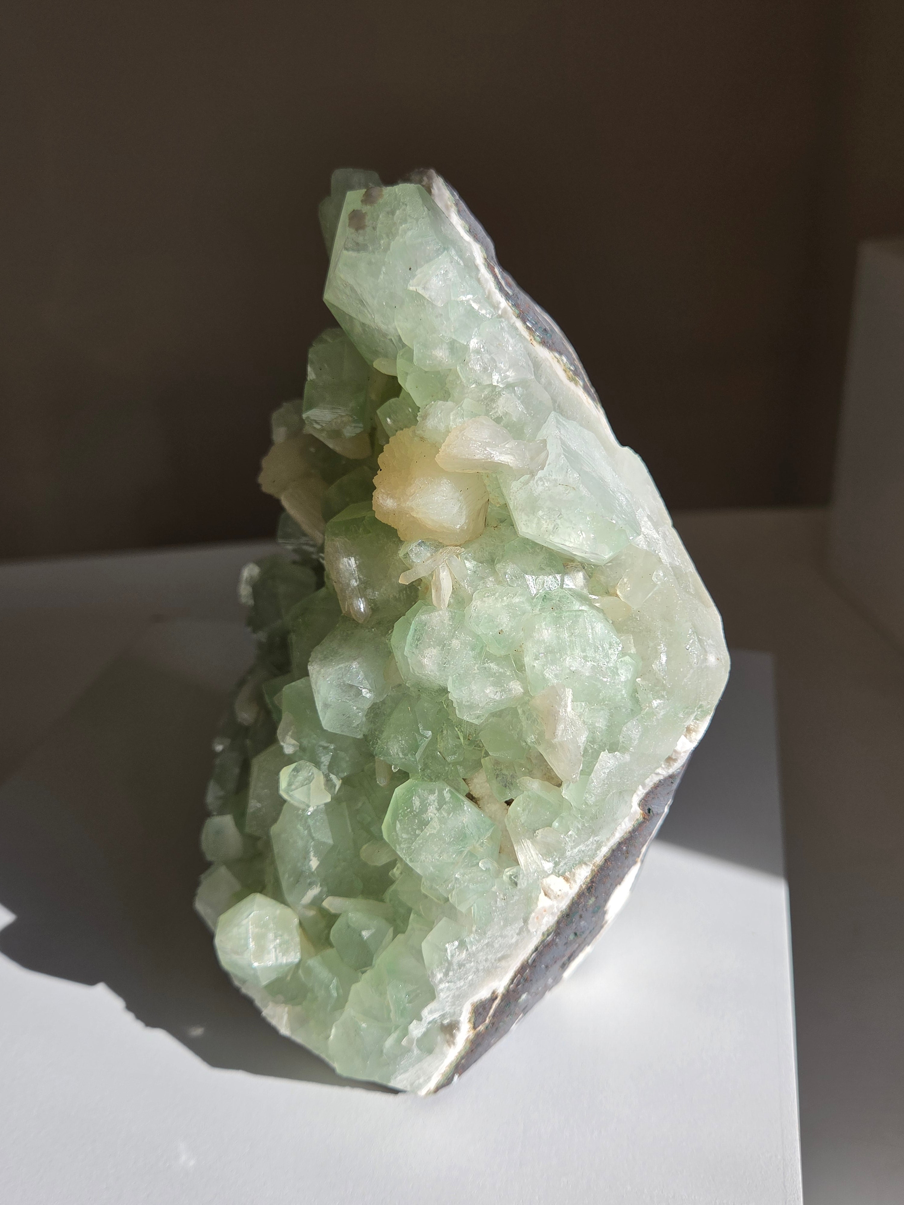 Minty Green Apophyllite 009