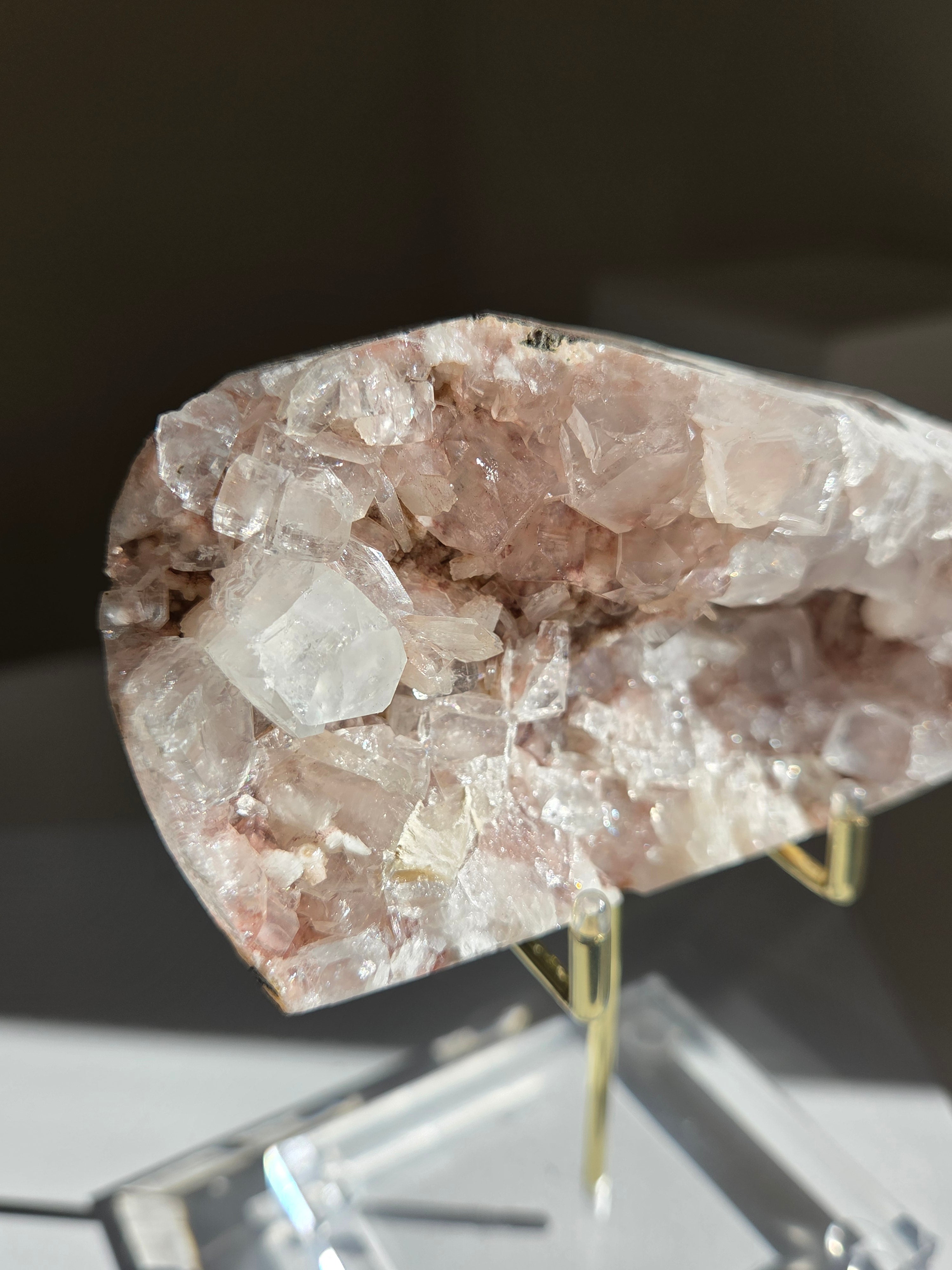 Pink Apophyllite 003