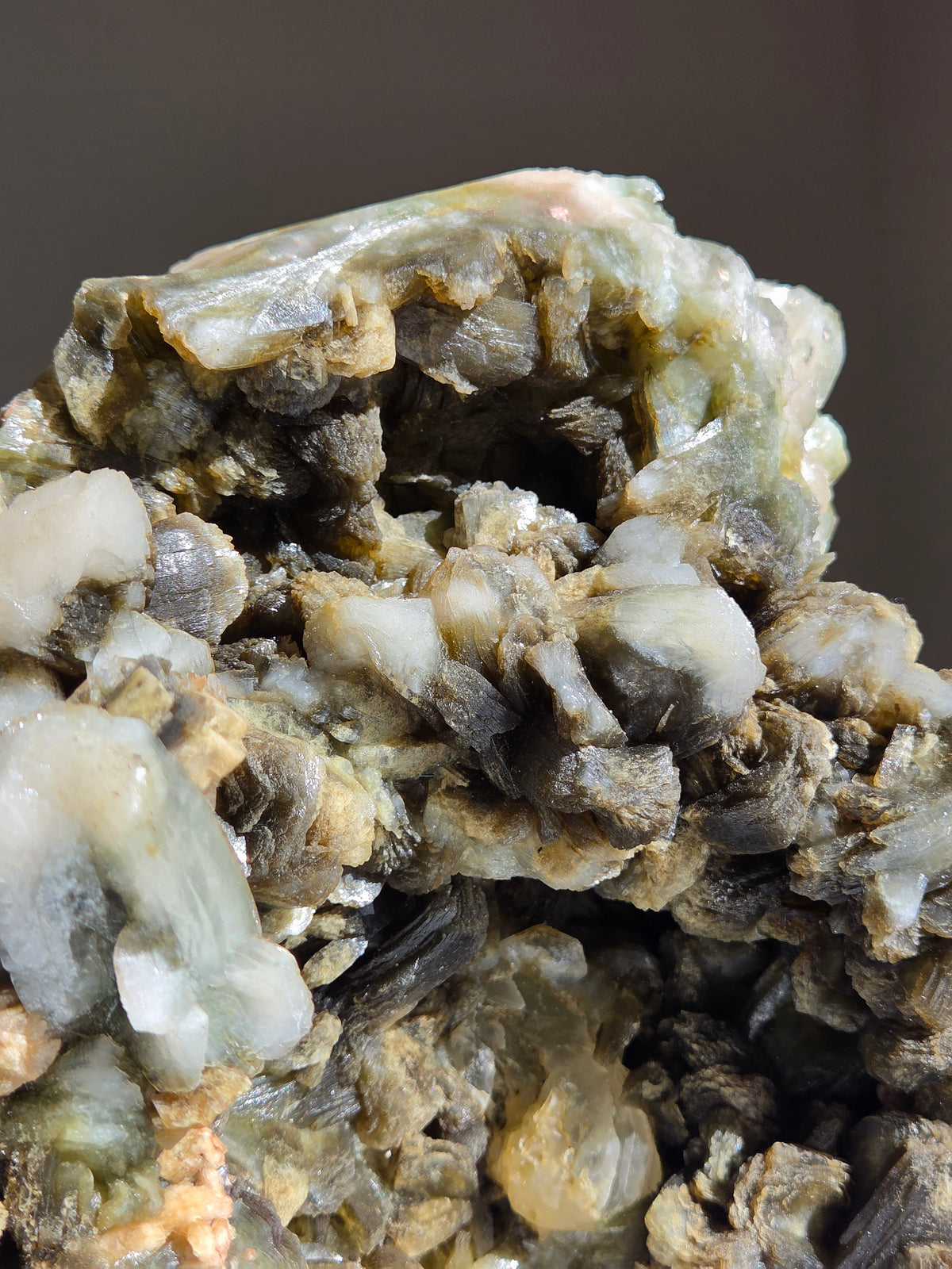 Apophyllite x Stilbite 007