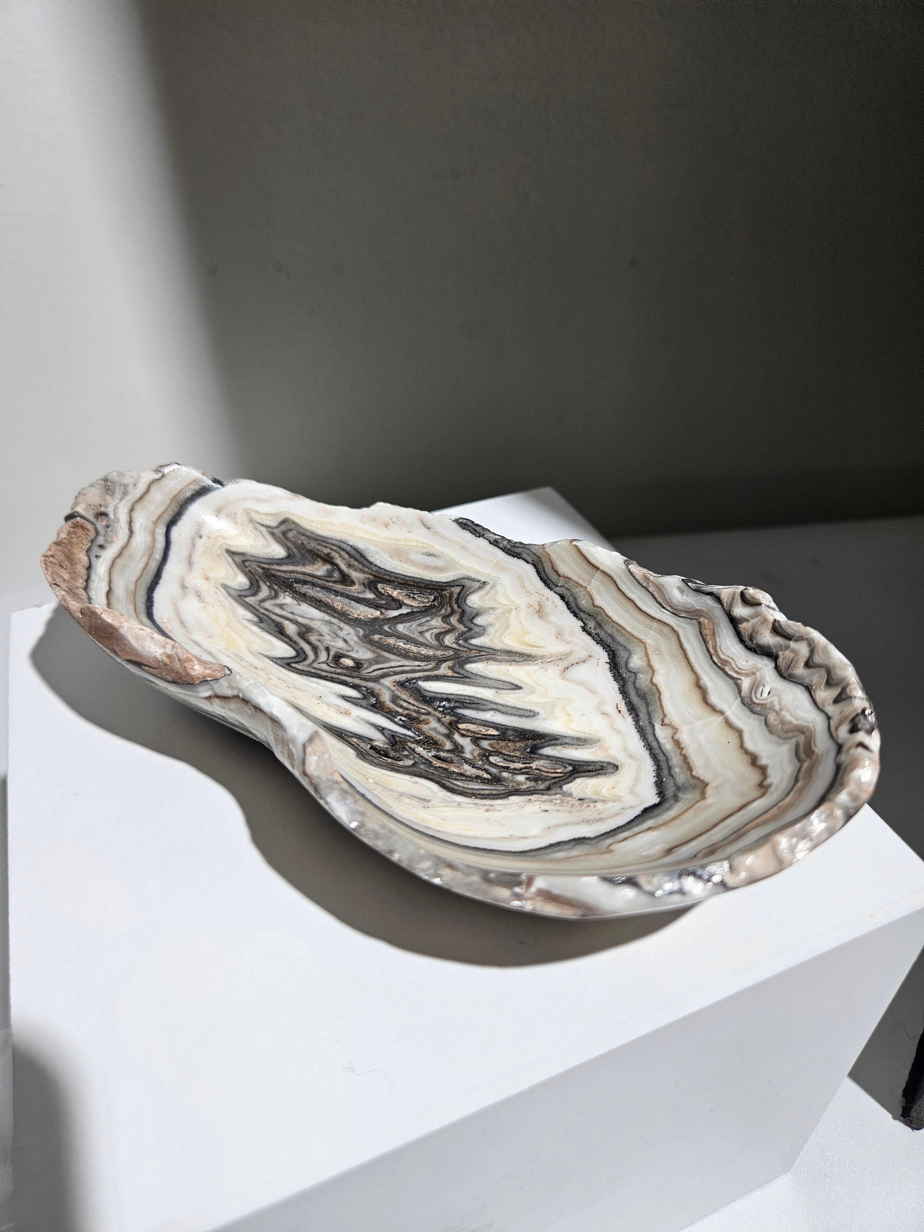 Banded Calcite Bowl 007