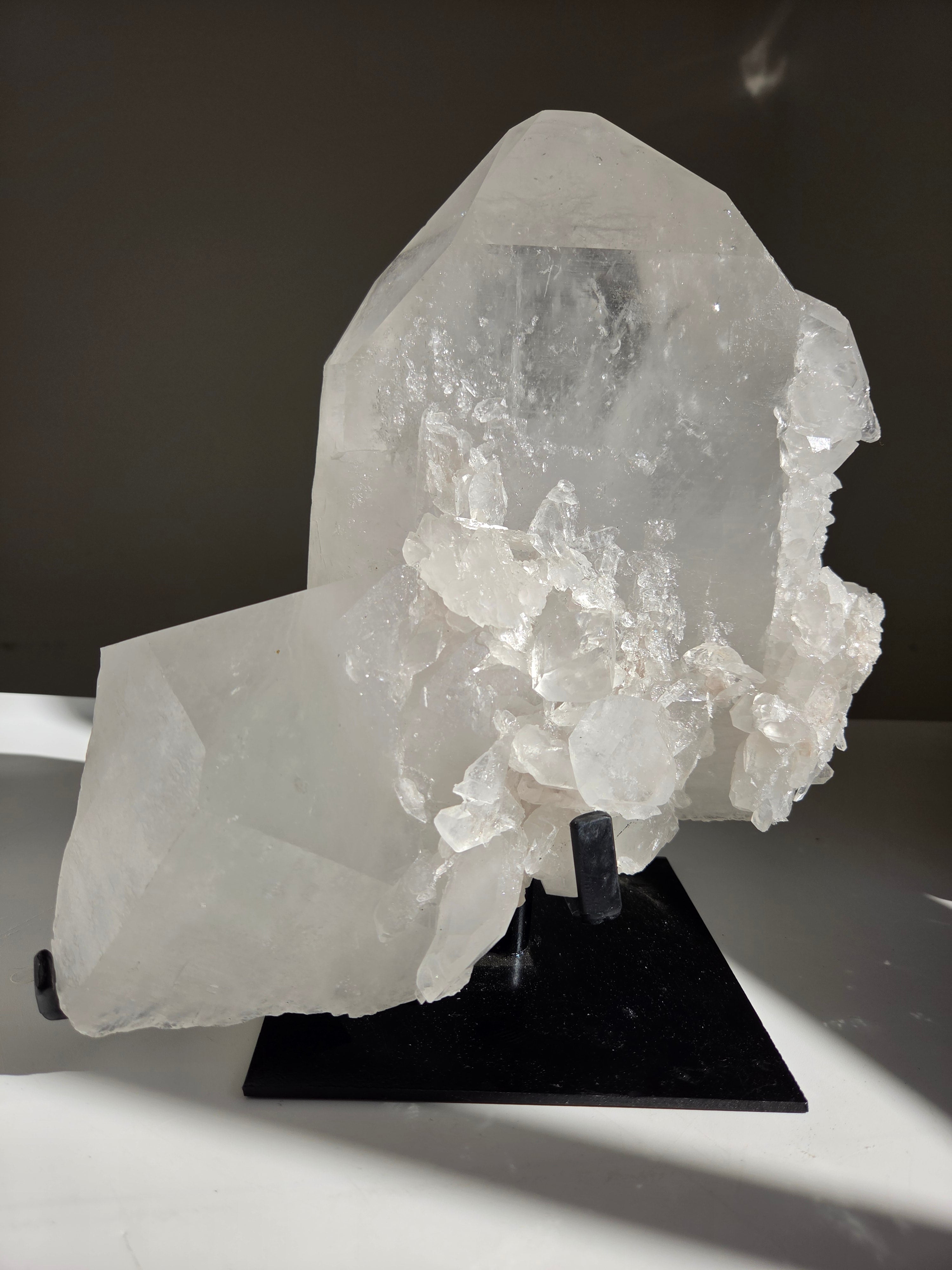 Chisel Tip Quartz Cluster Statement on Stand