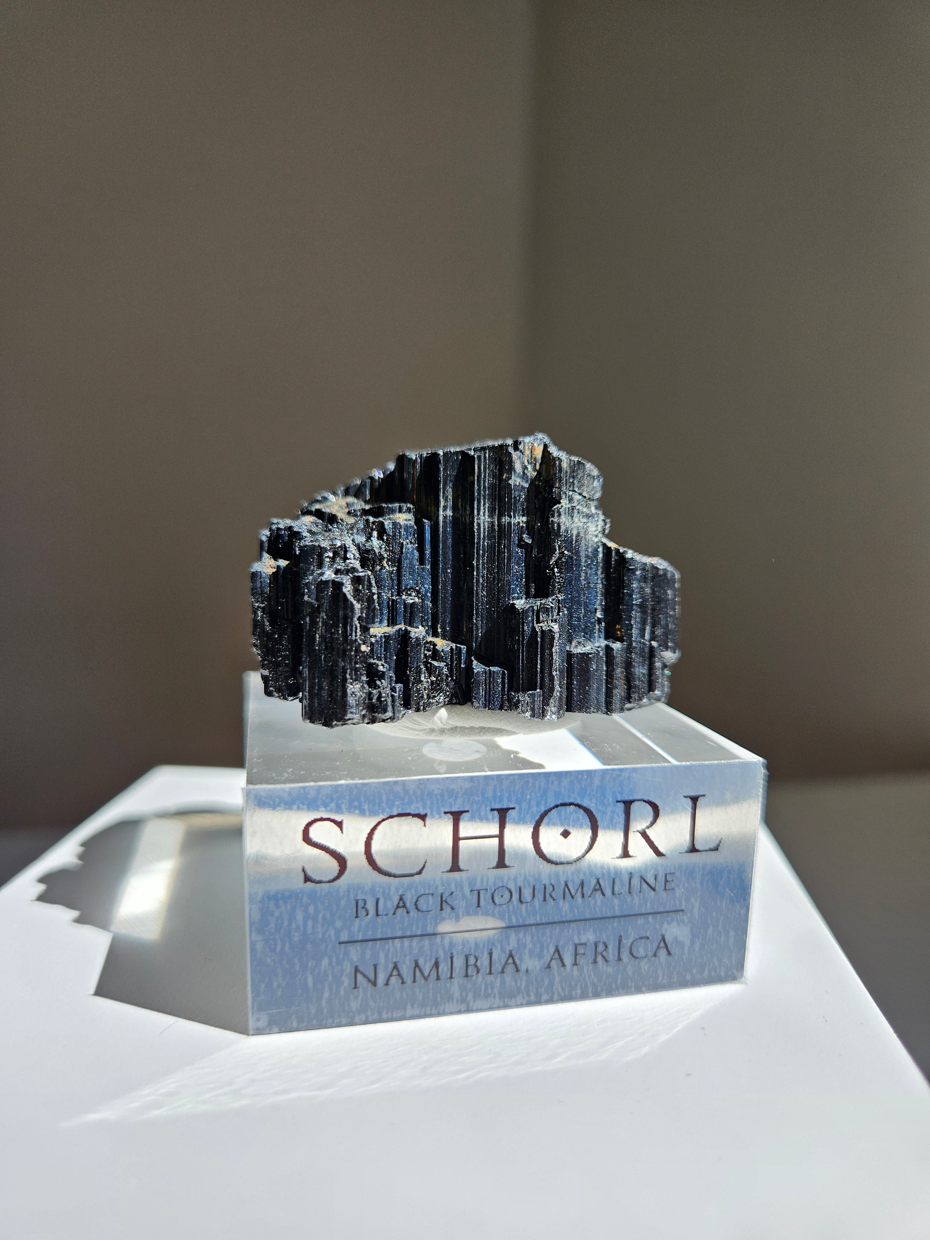 Black Tourmaline 009