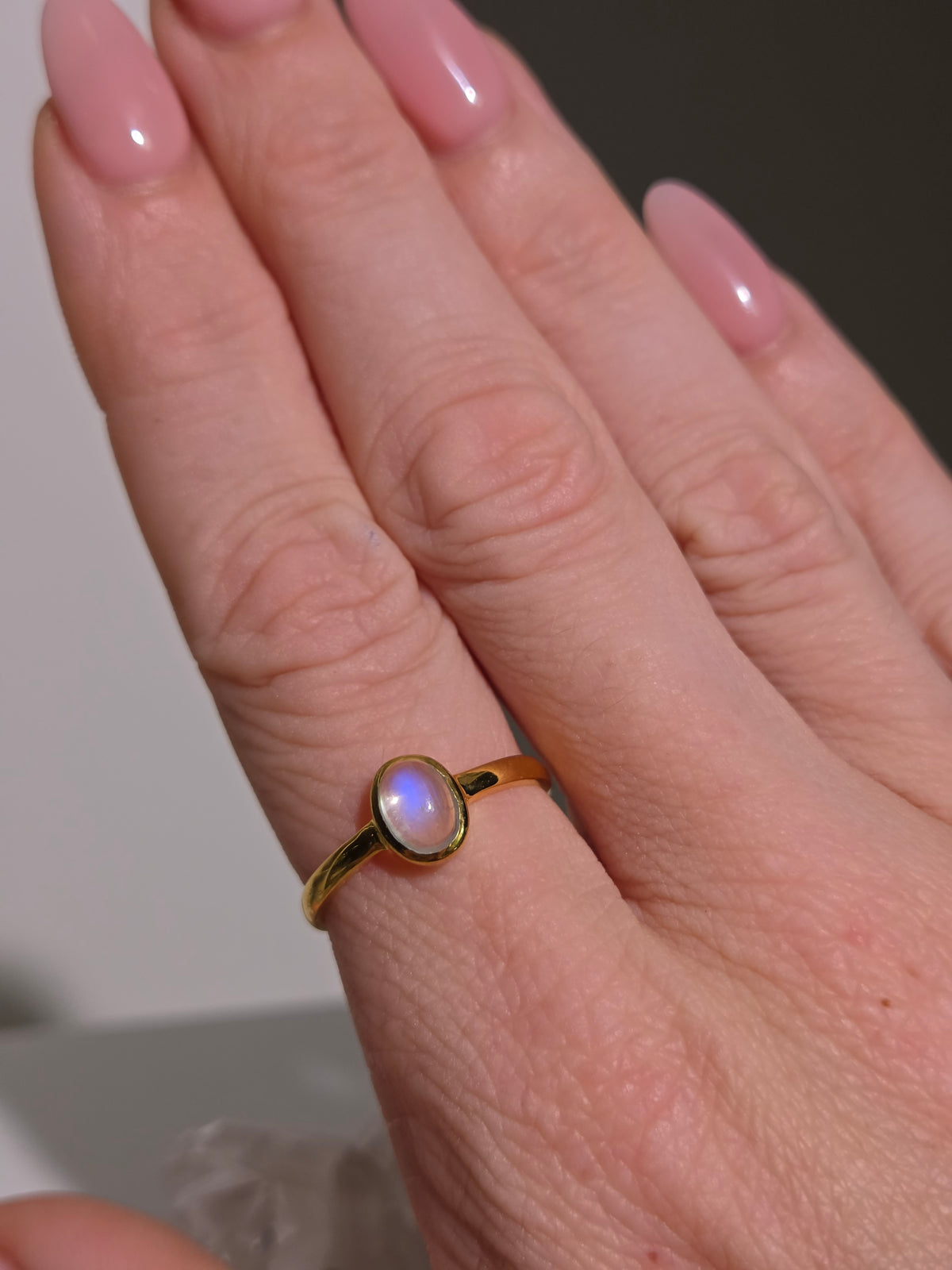 Size ten | moonstone Ring | gold