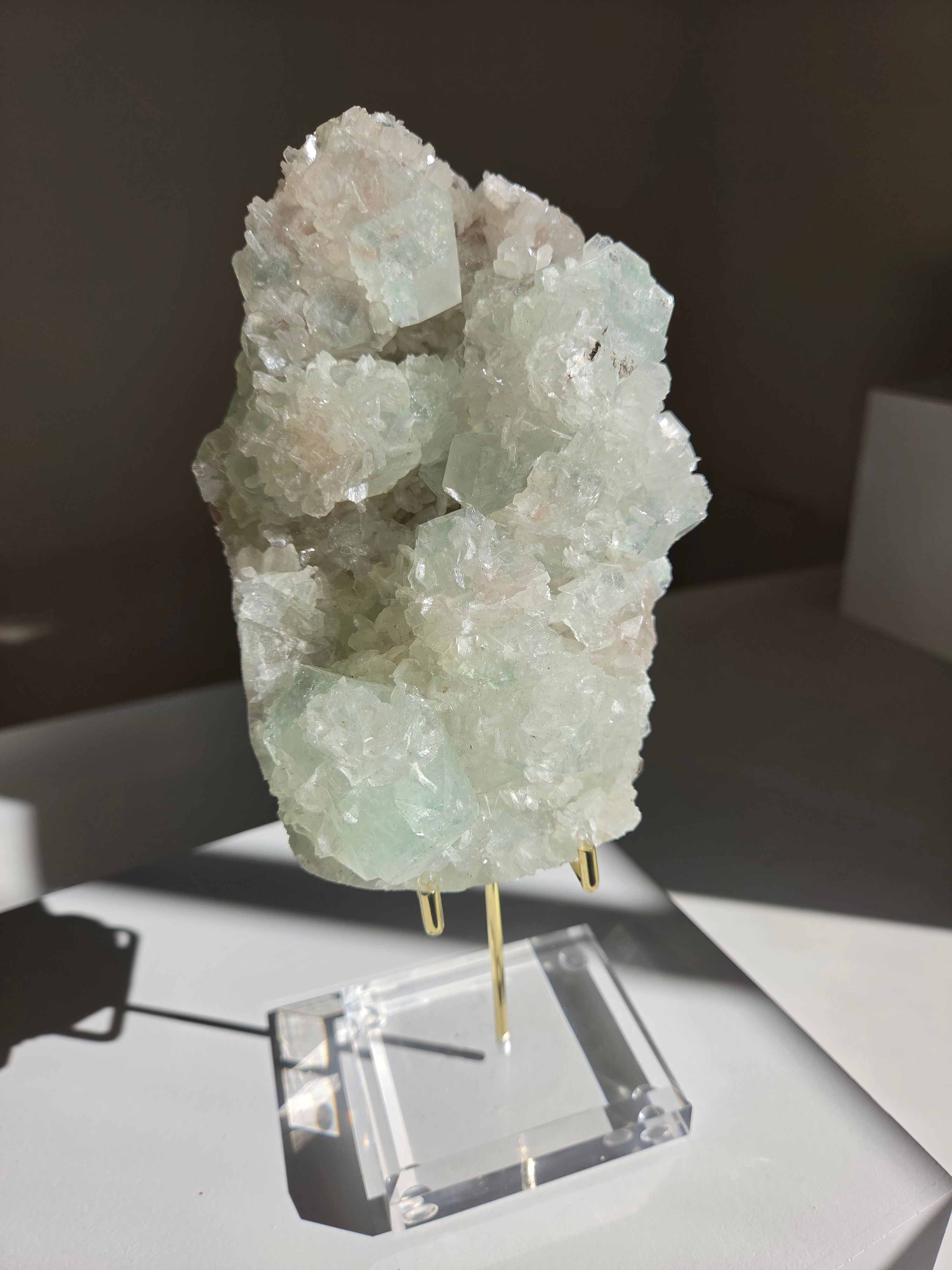 Minty Green Apophyllite 010