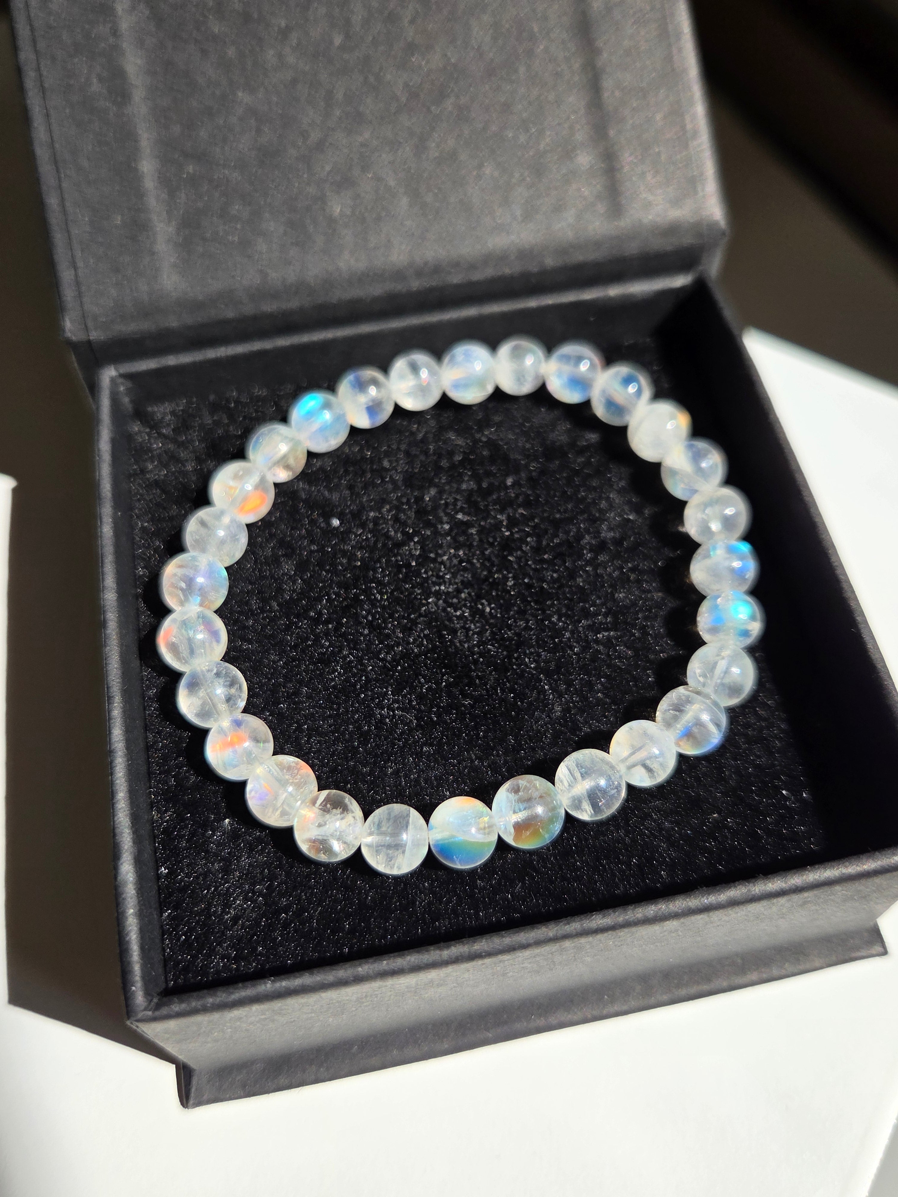 HQ Malagasy Moonstone Bracelet 009 | 6.75mm