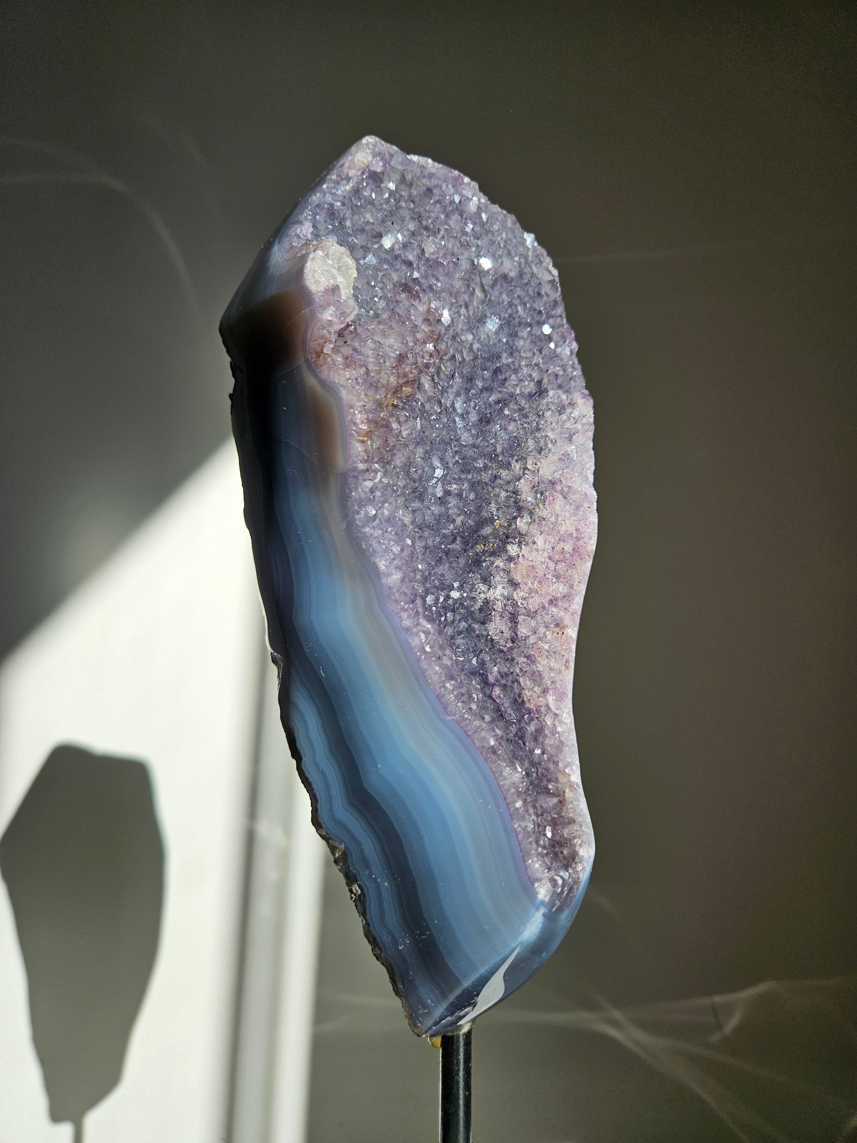 Agate x Amethyst on Stand 003