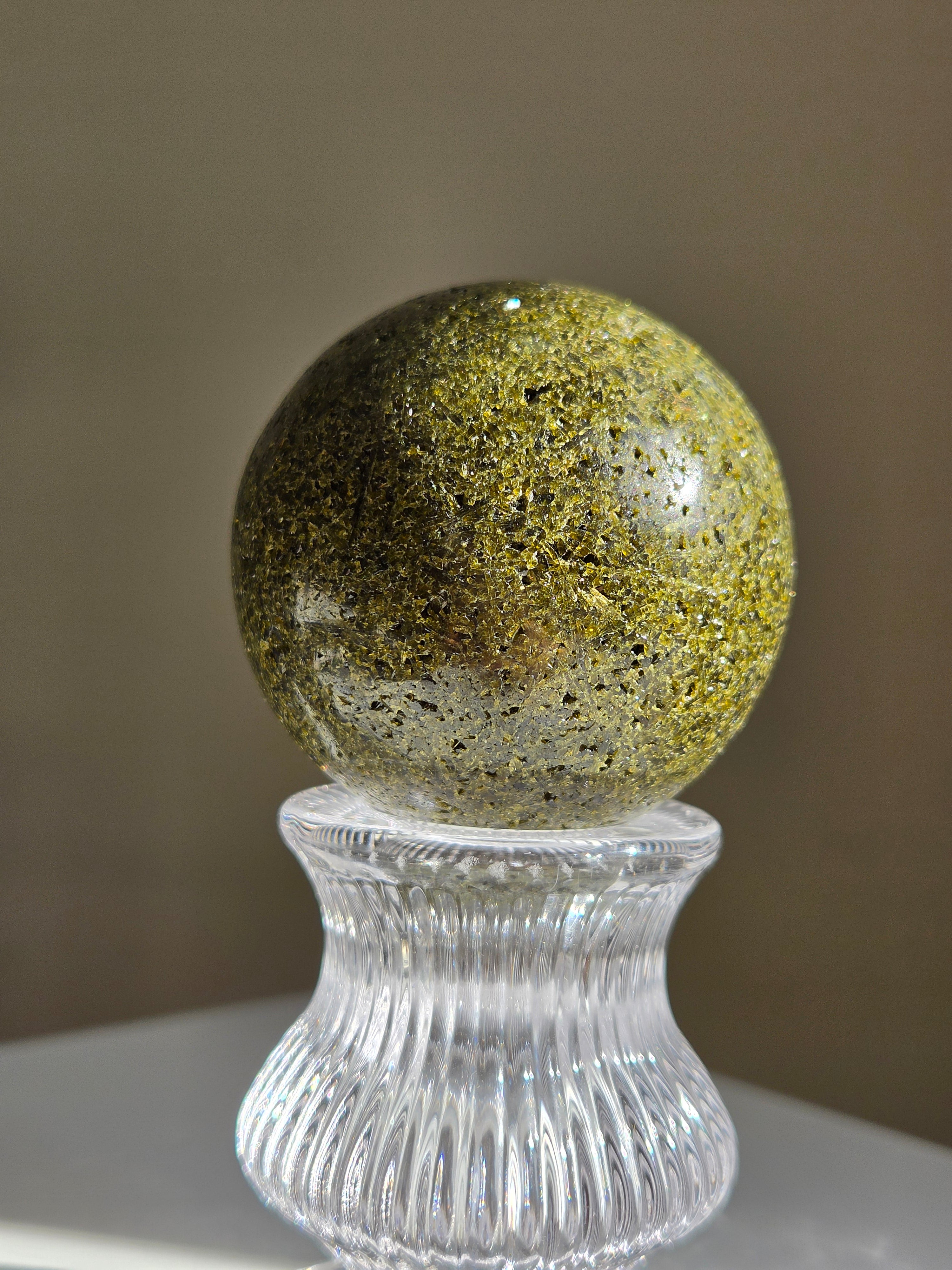 Epidote Sphere 003