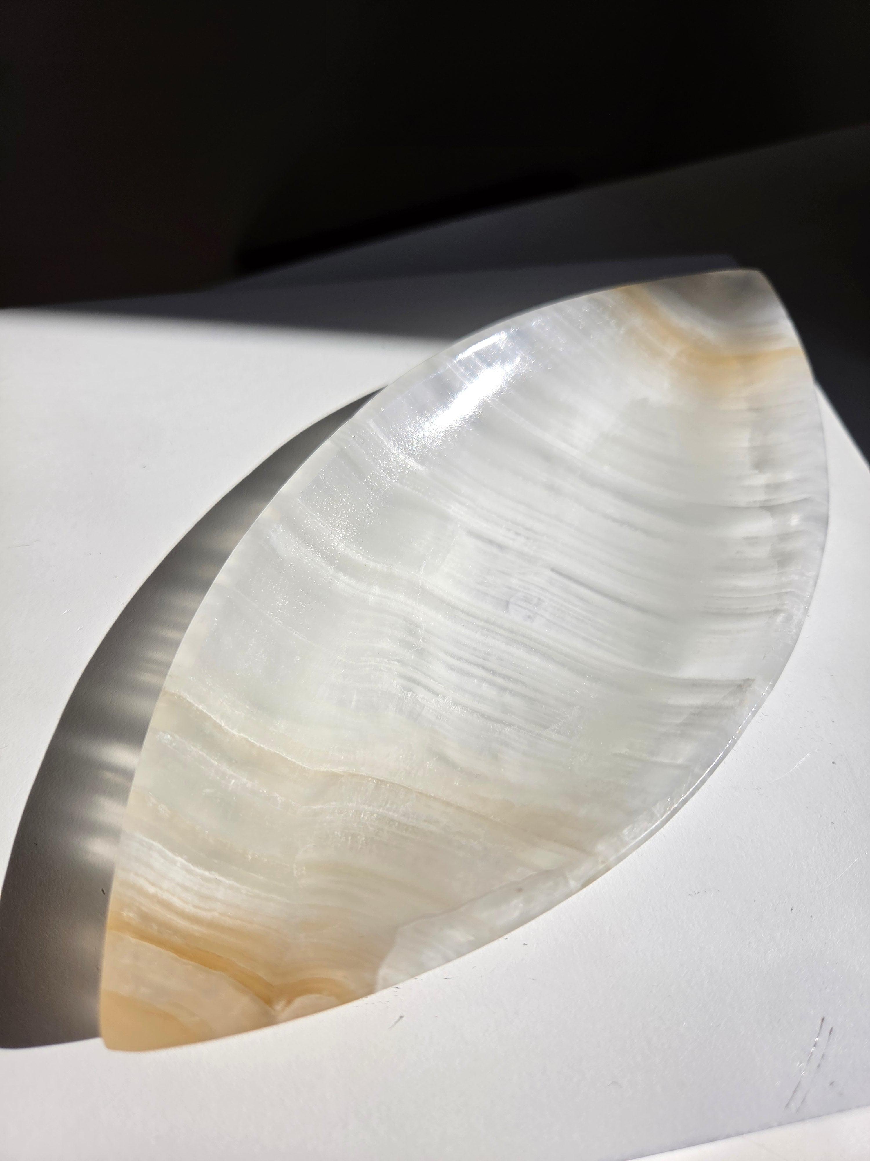 Onyx Marquise Dish 001