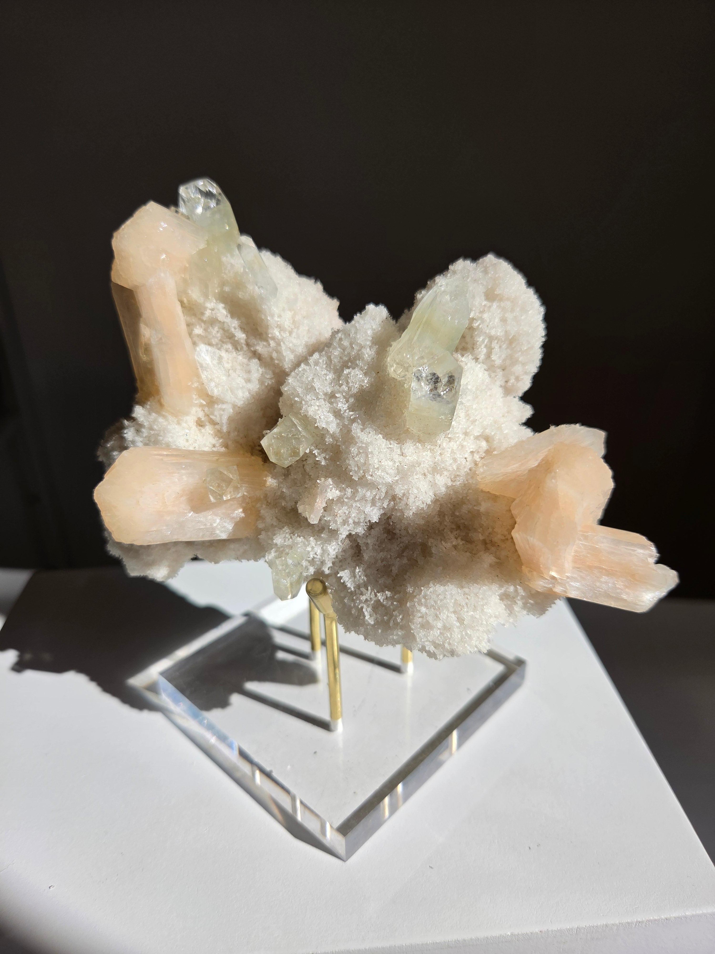 Apophyllite x Stilbite 003