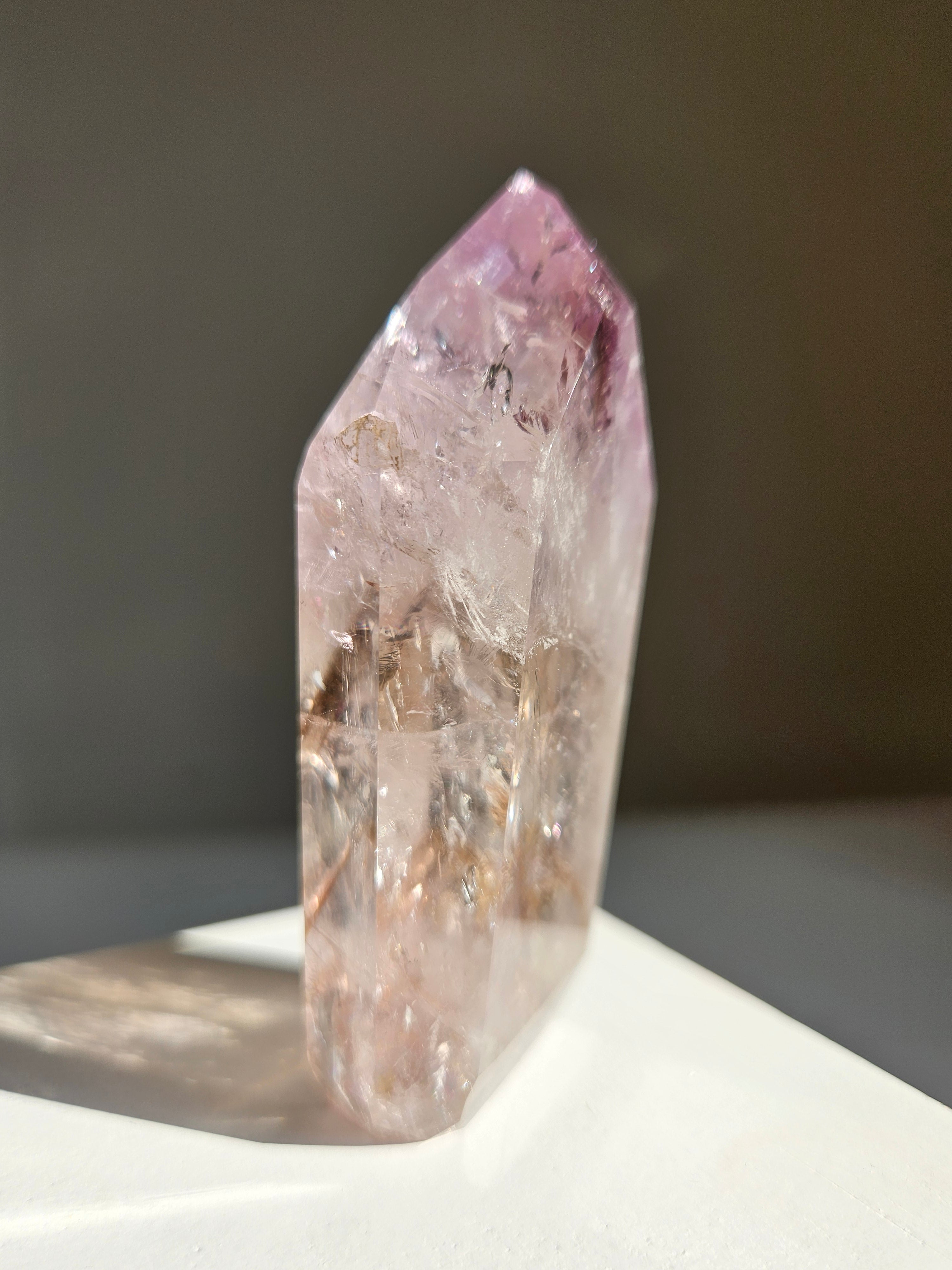 UV reactive Amethyst Tower 005