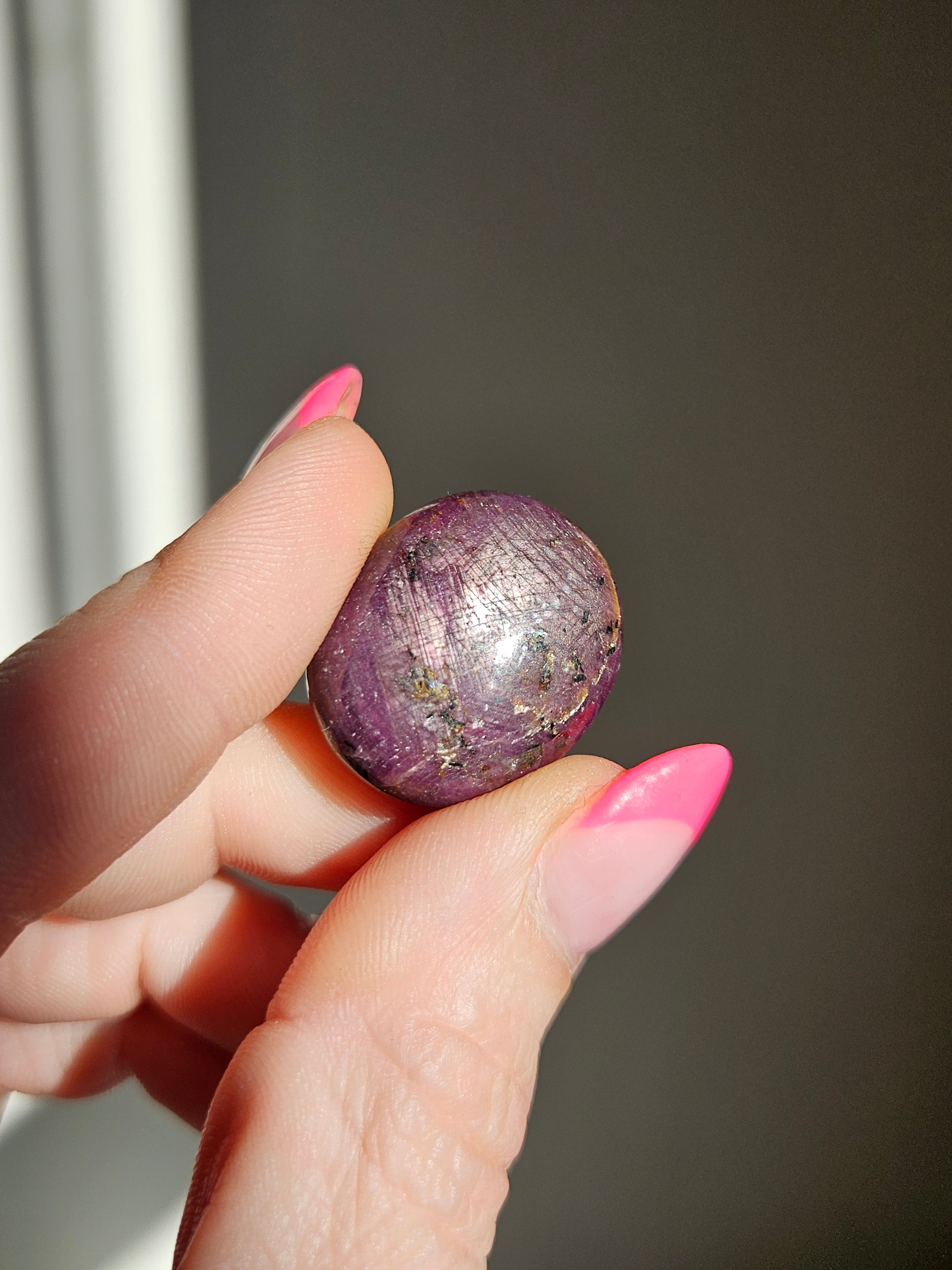 Star Ruby Palmstone 009
