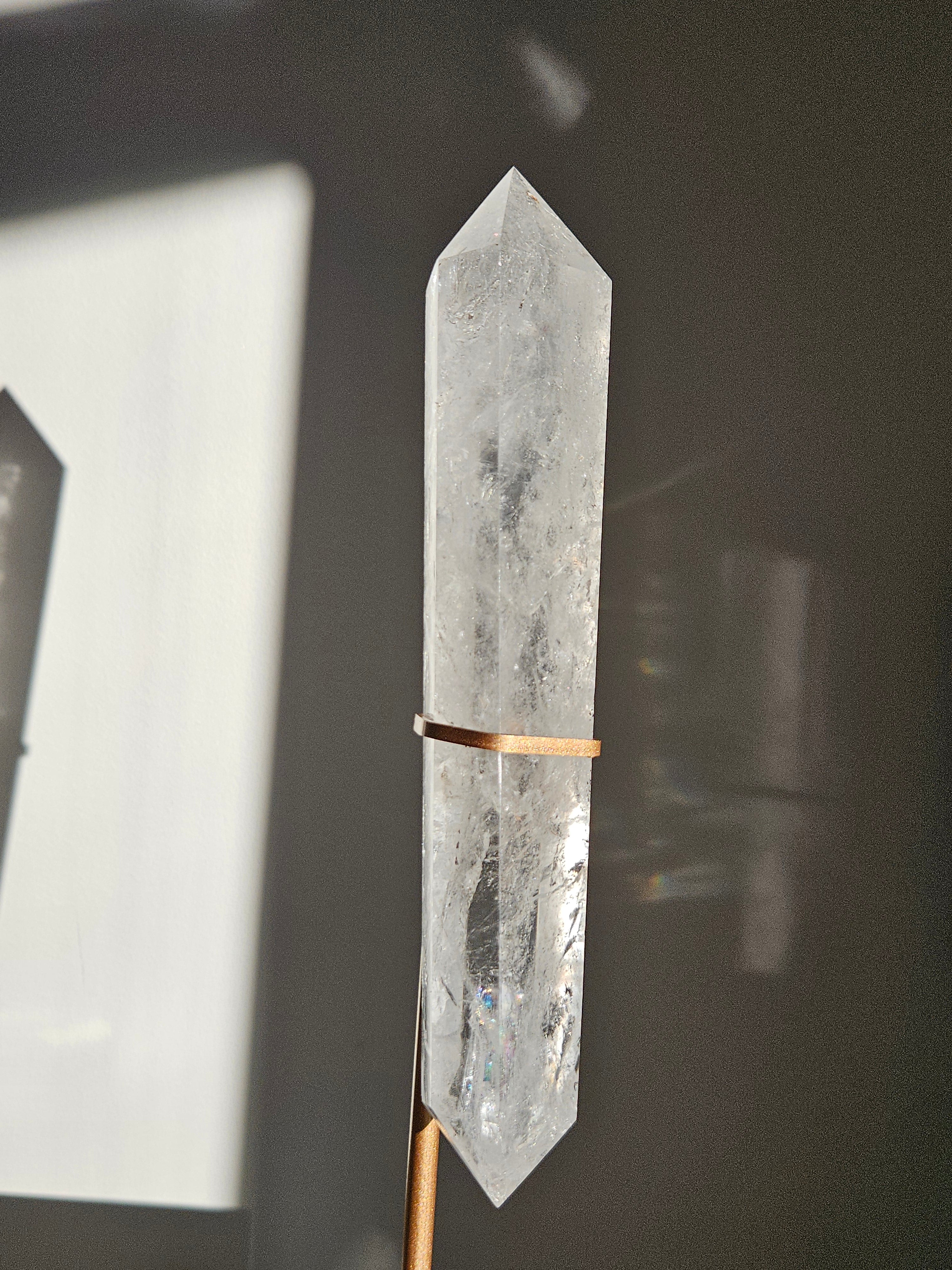 Quartz Wand on Stand 003