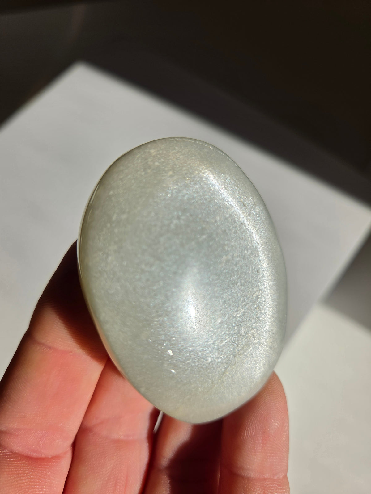 Green Moonstone Palmstone 001