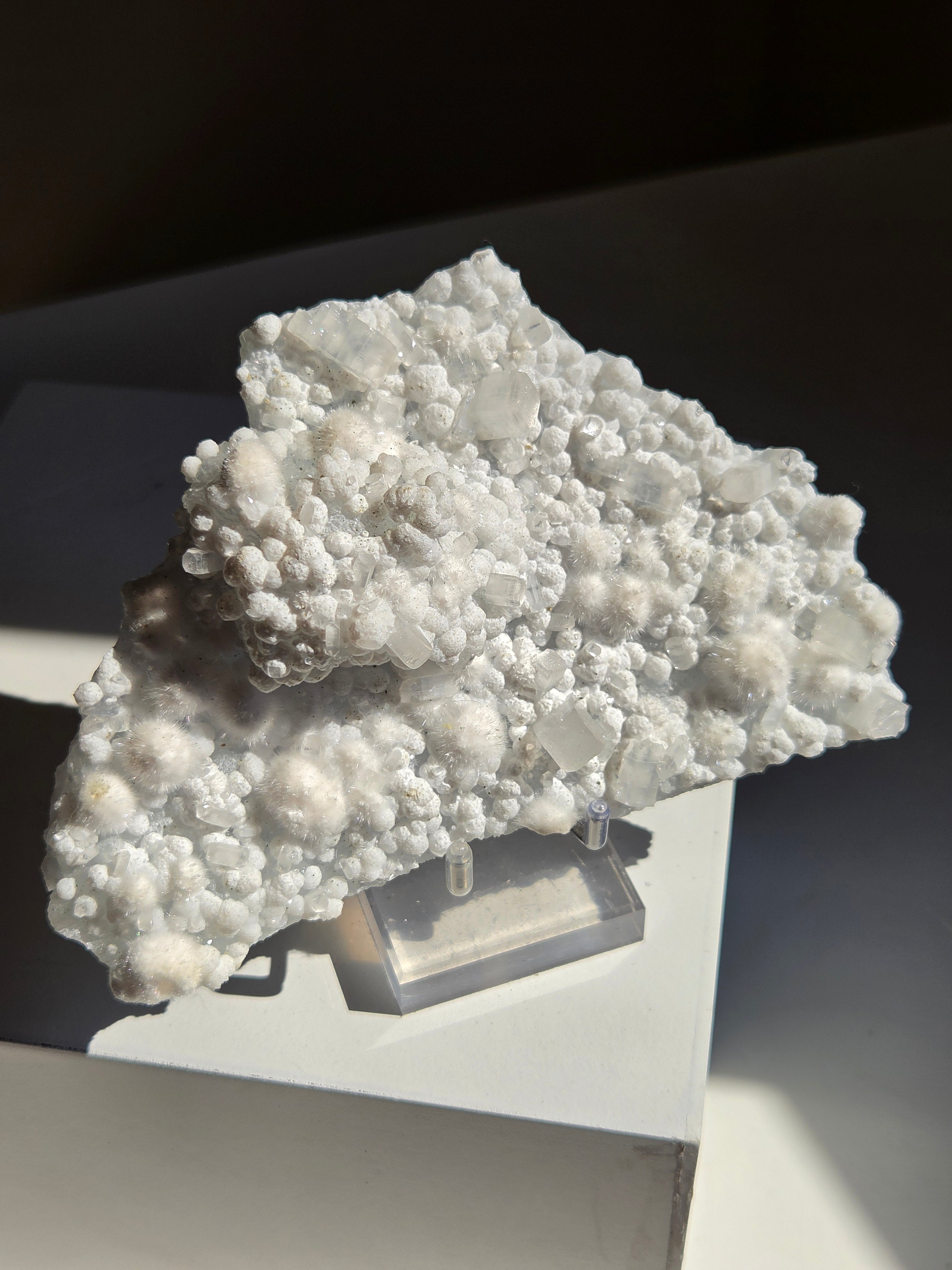 Okenite x Apophyllite 004
