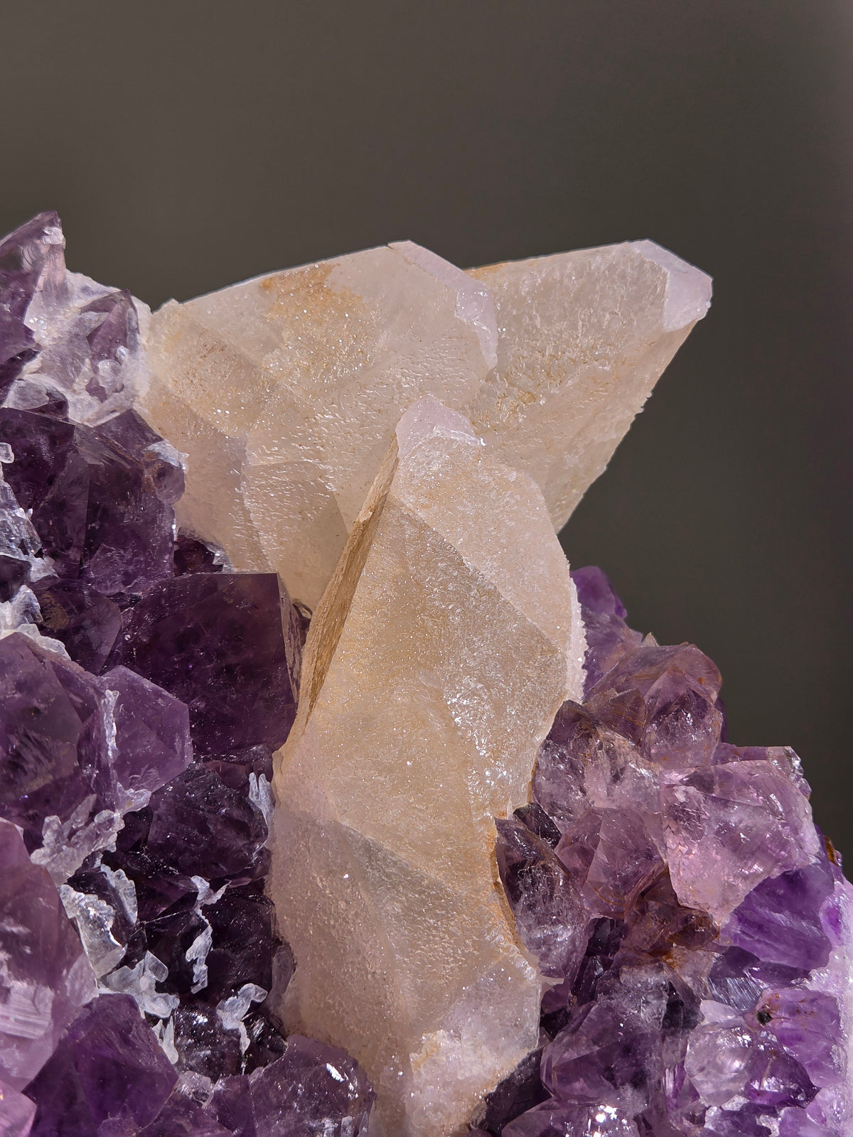 Amethyst x Calcite Statement