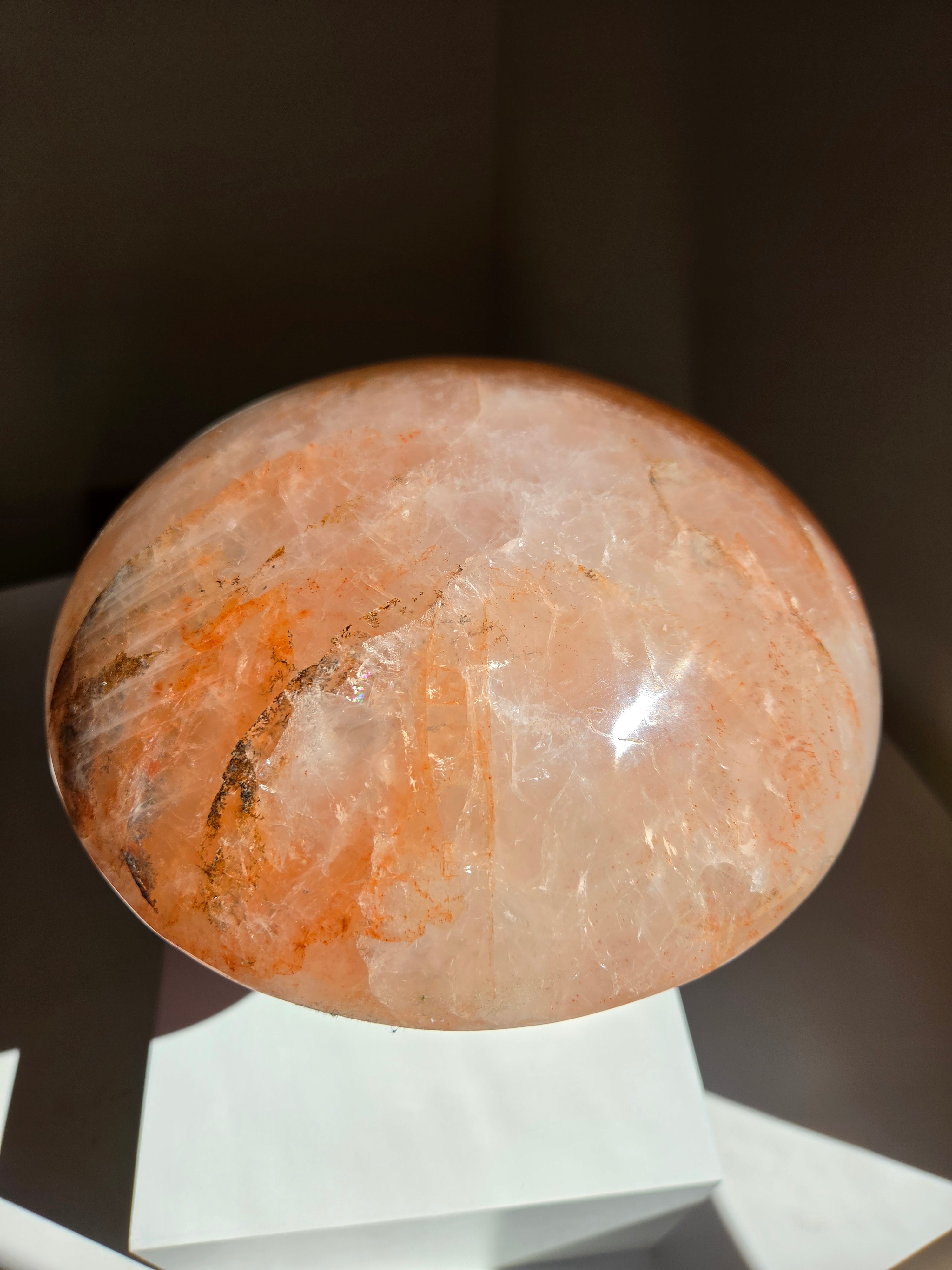 Hematite Quartz Statement Mushie
