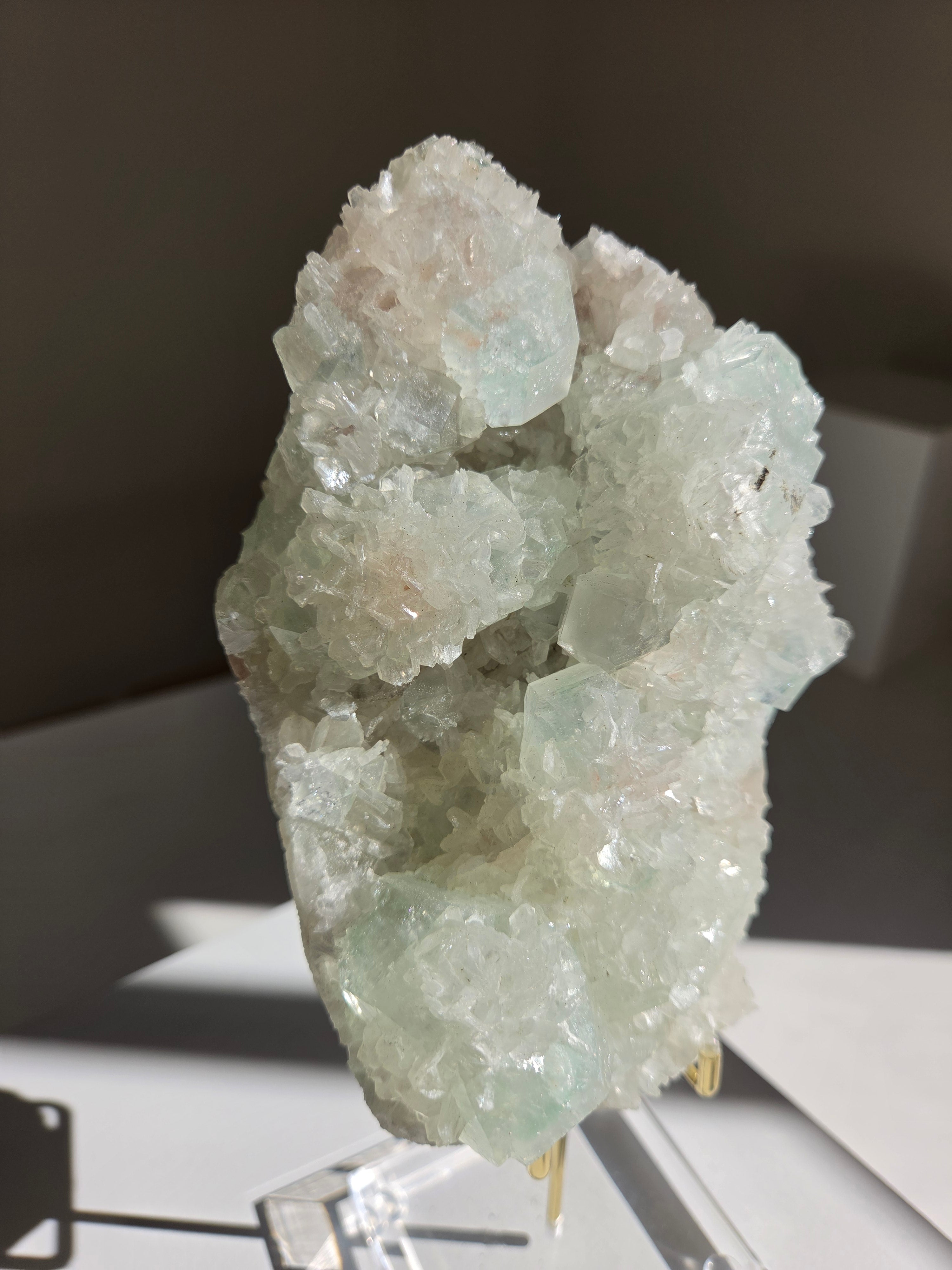 Minty Green Apophyllite 010