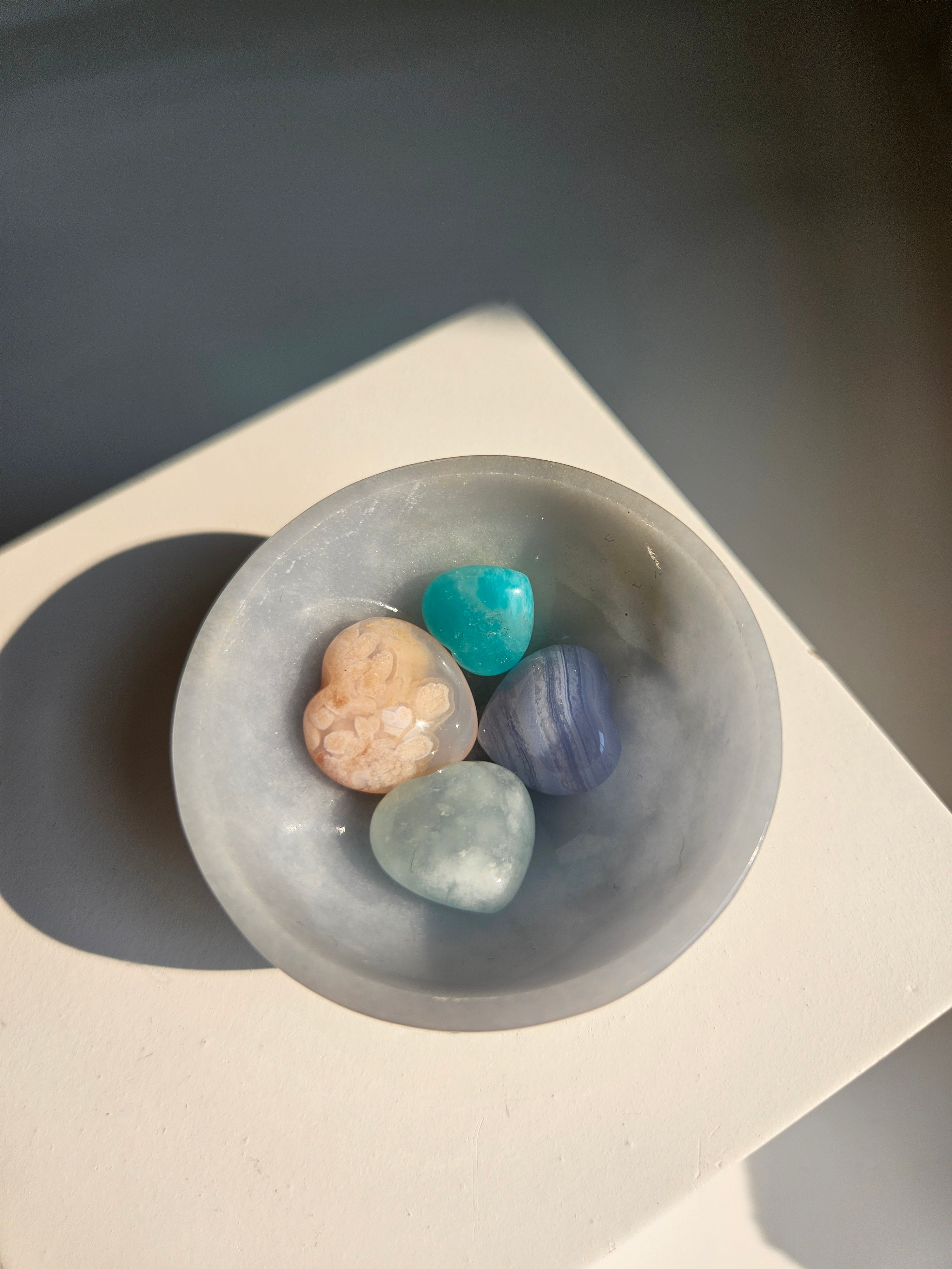 Angelite Mini filled Bowl 002