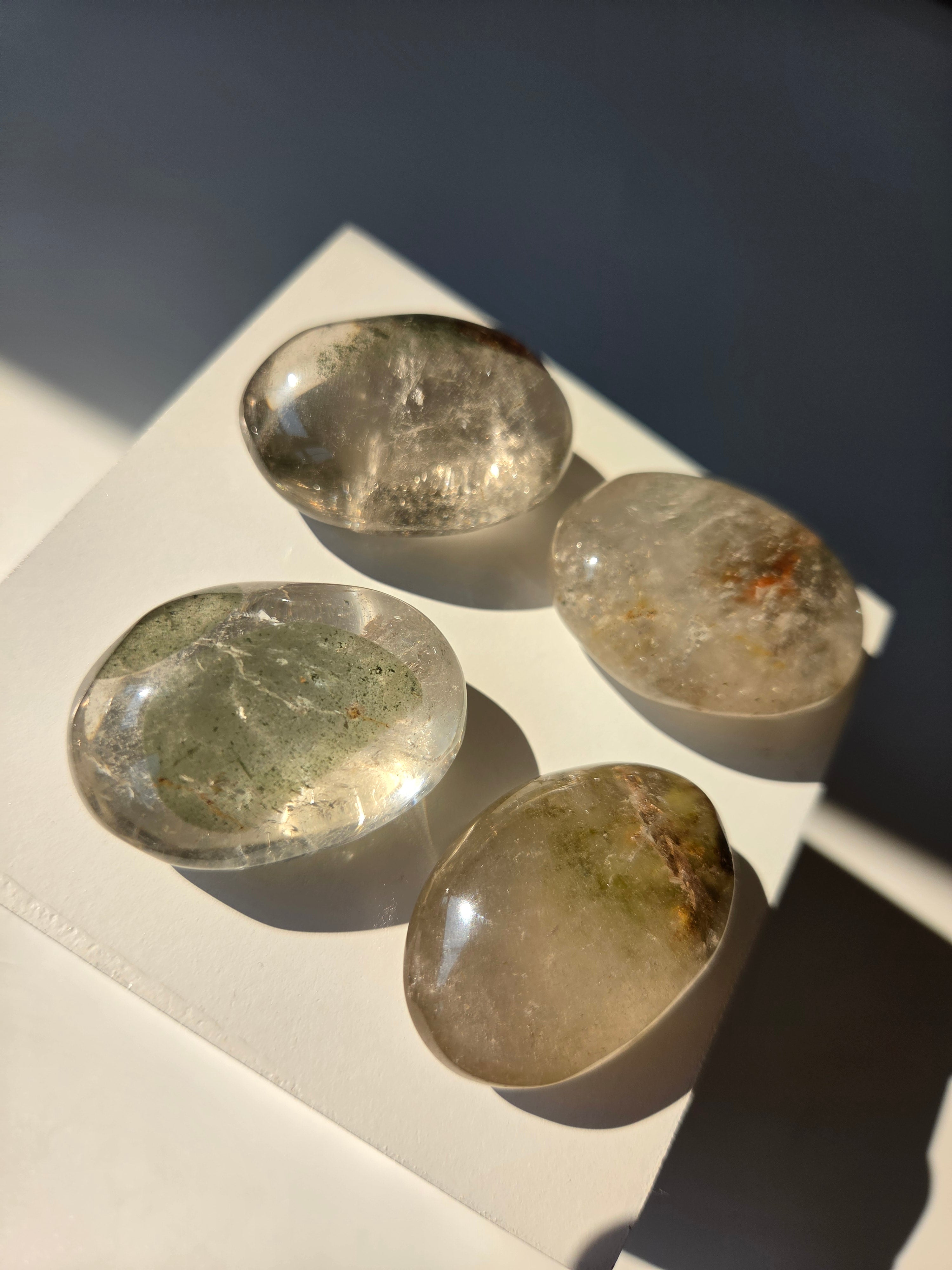 Garden Quartz Mini Palm