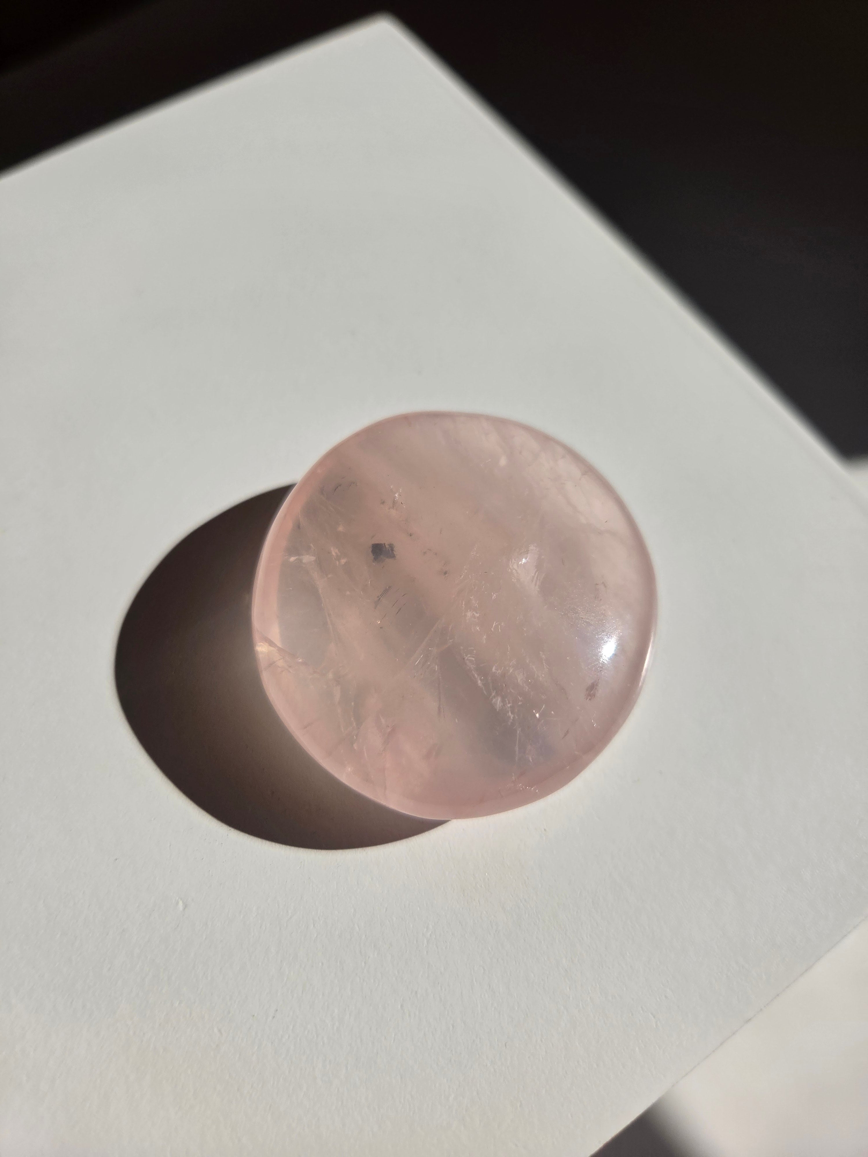 Rose Quartz Palmstone 003