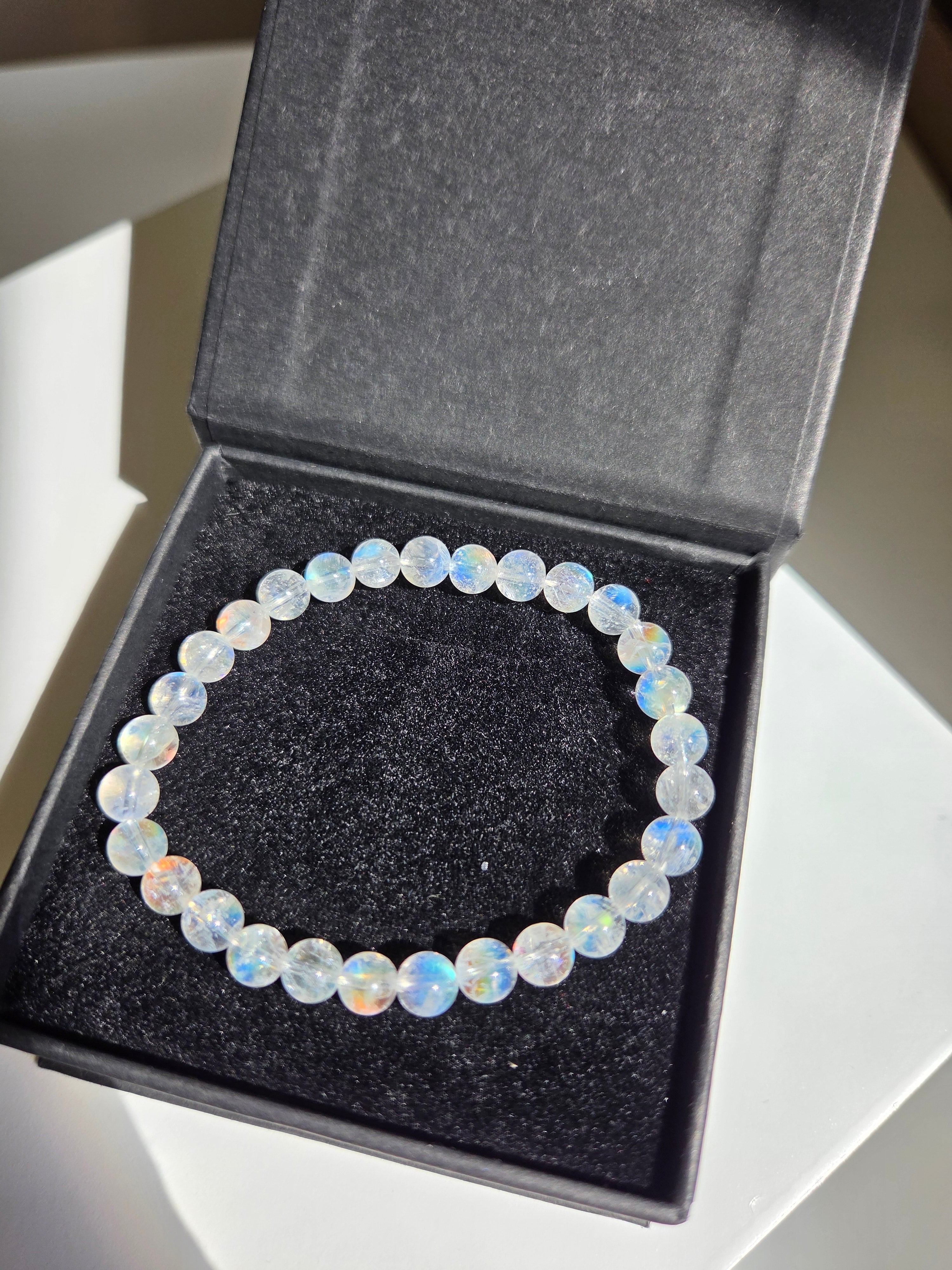 HQ Malagasy Moonstone Bracelet 002 | 6mm