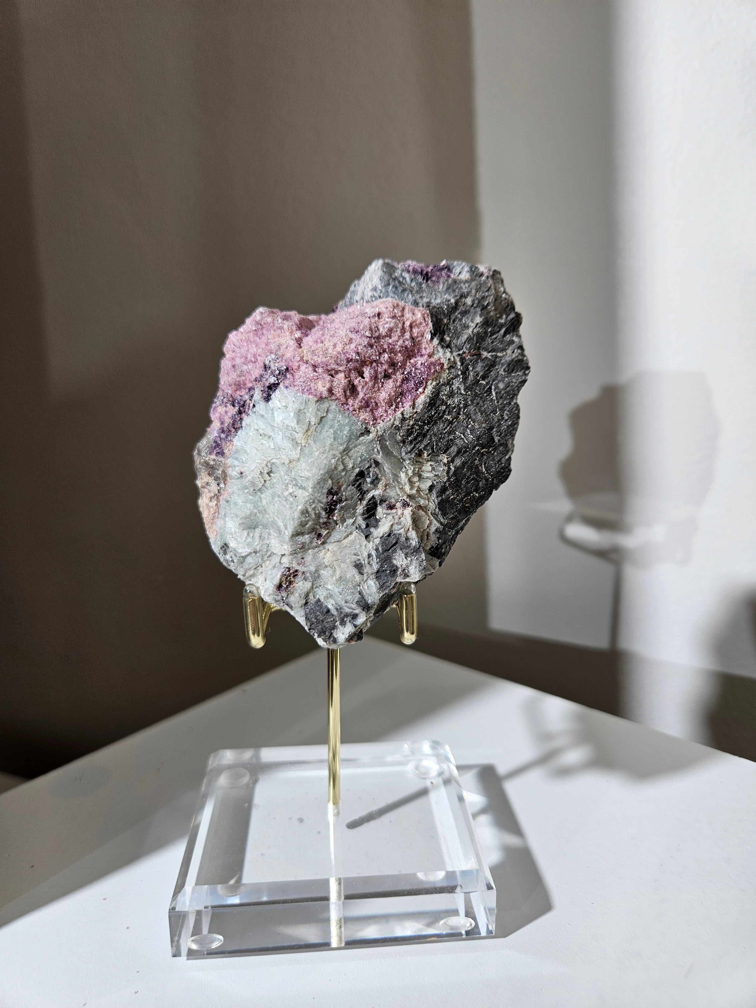 Lepidolite x Tourmaline 004