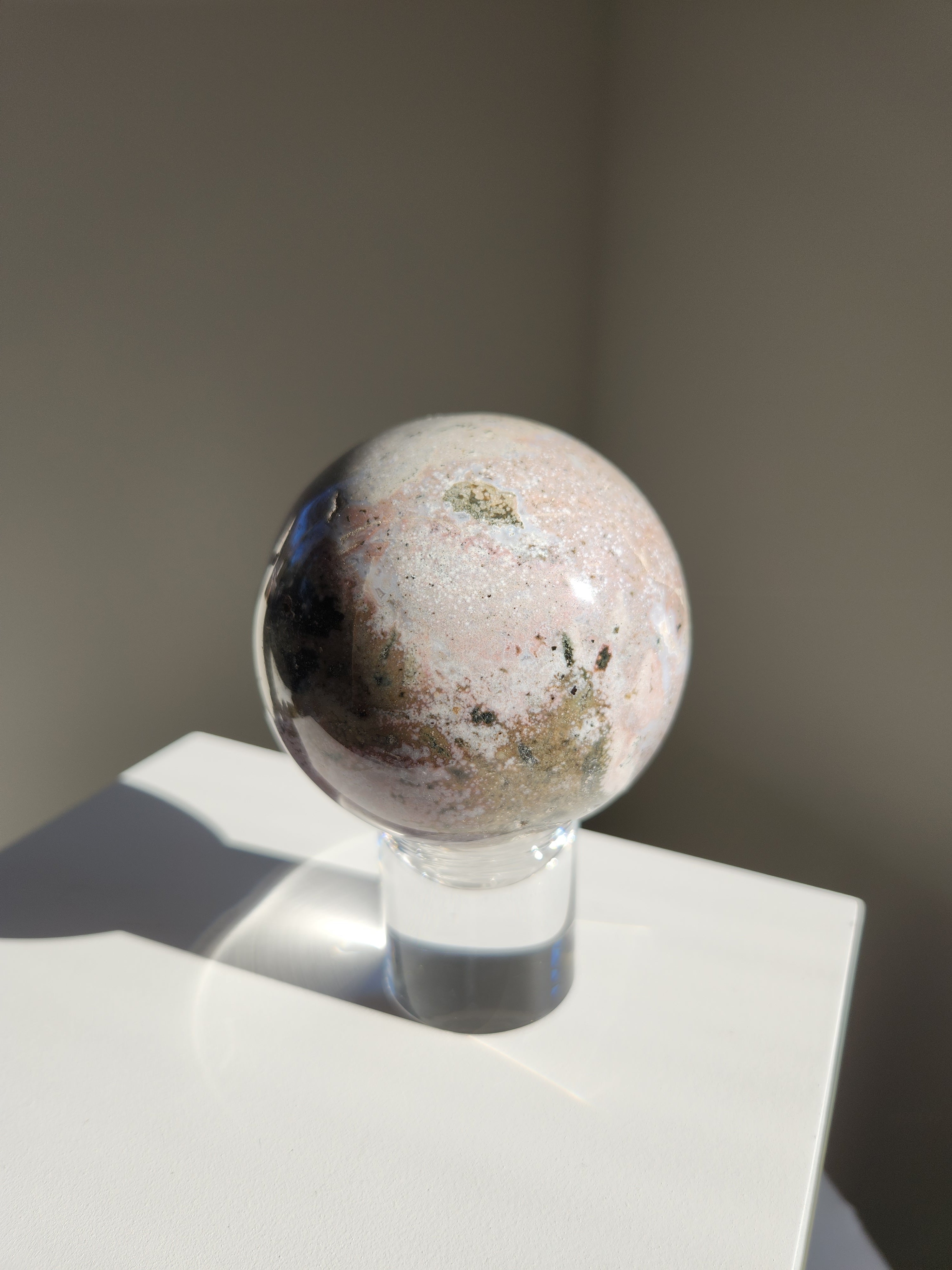 Tall Acrylic Sphere Stand