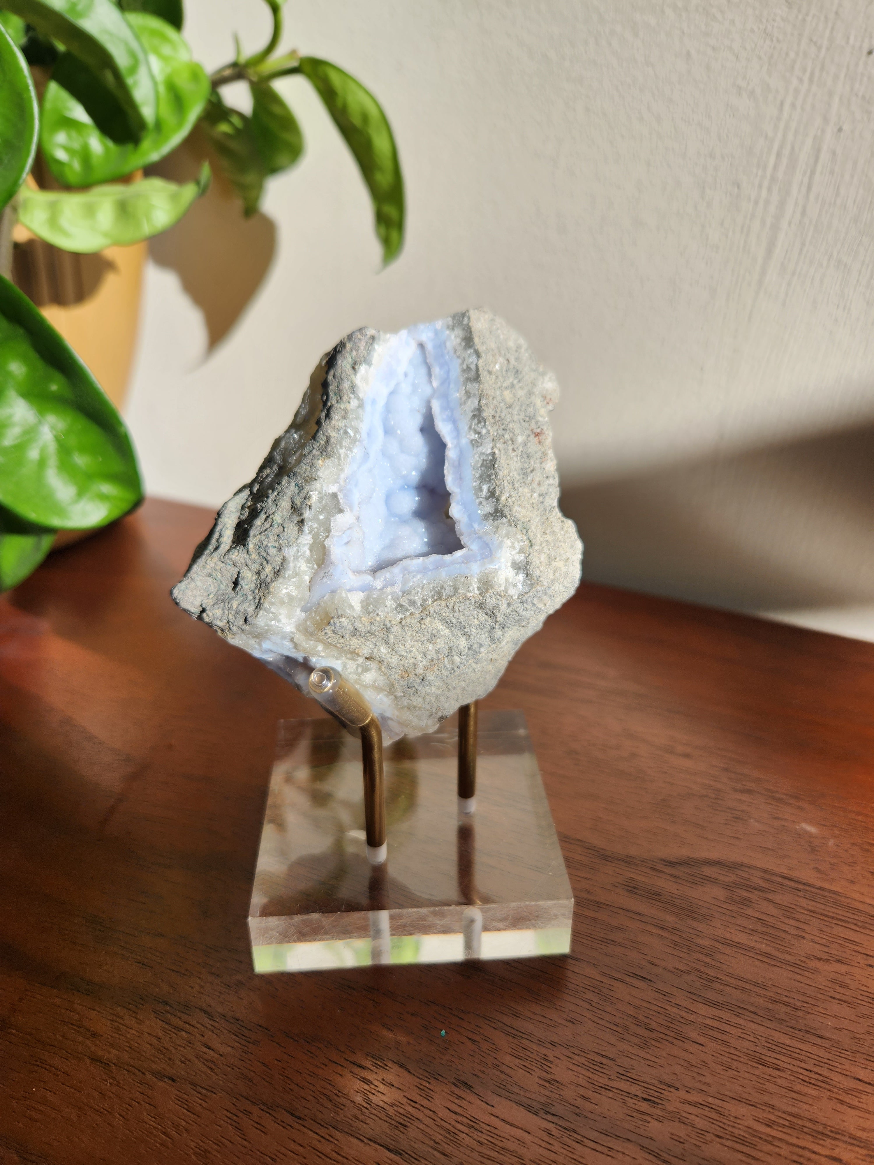 Blue Lace Agate Display 002
