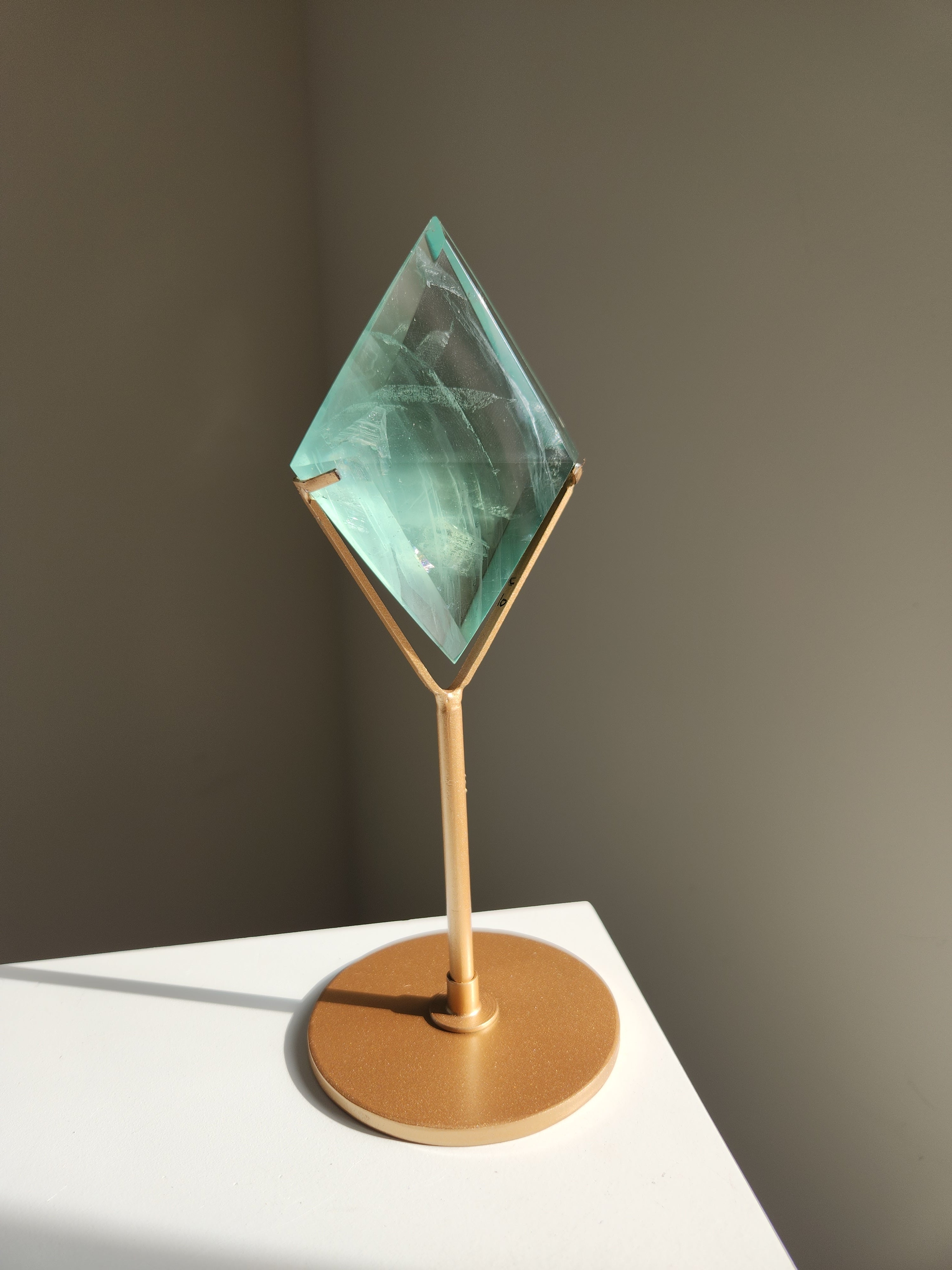 Fluorite Diamond 005