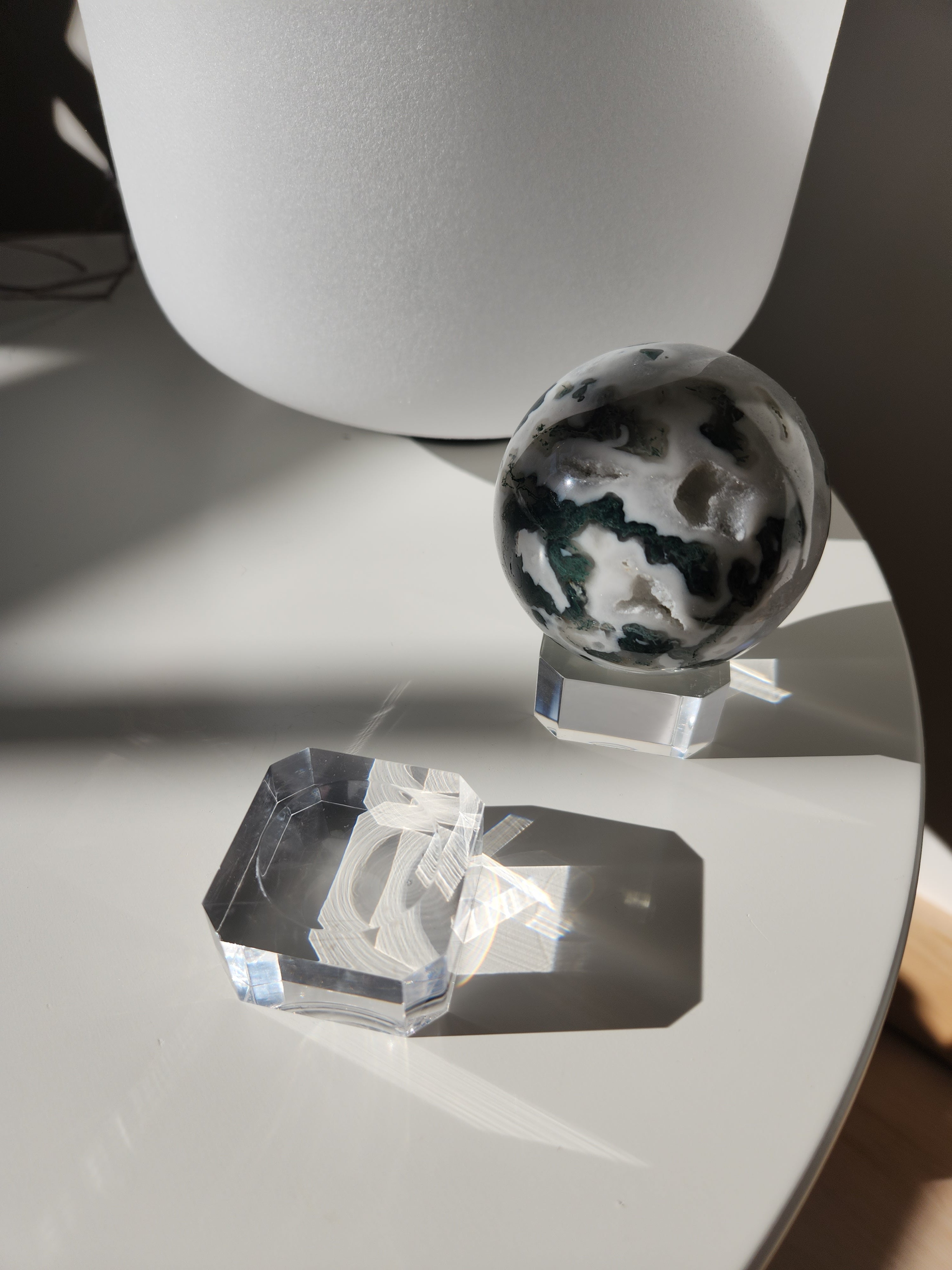 Square Acrylic Sphere Stand