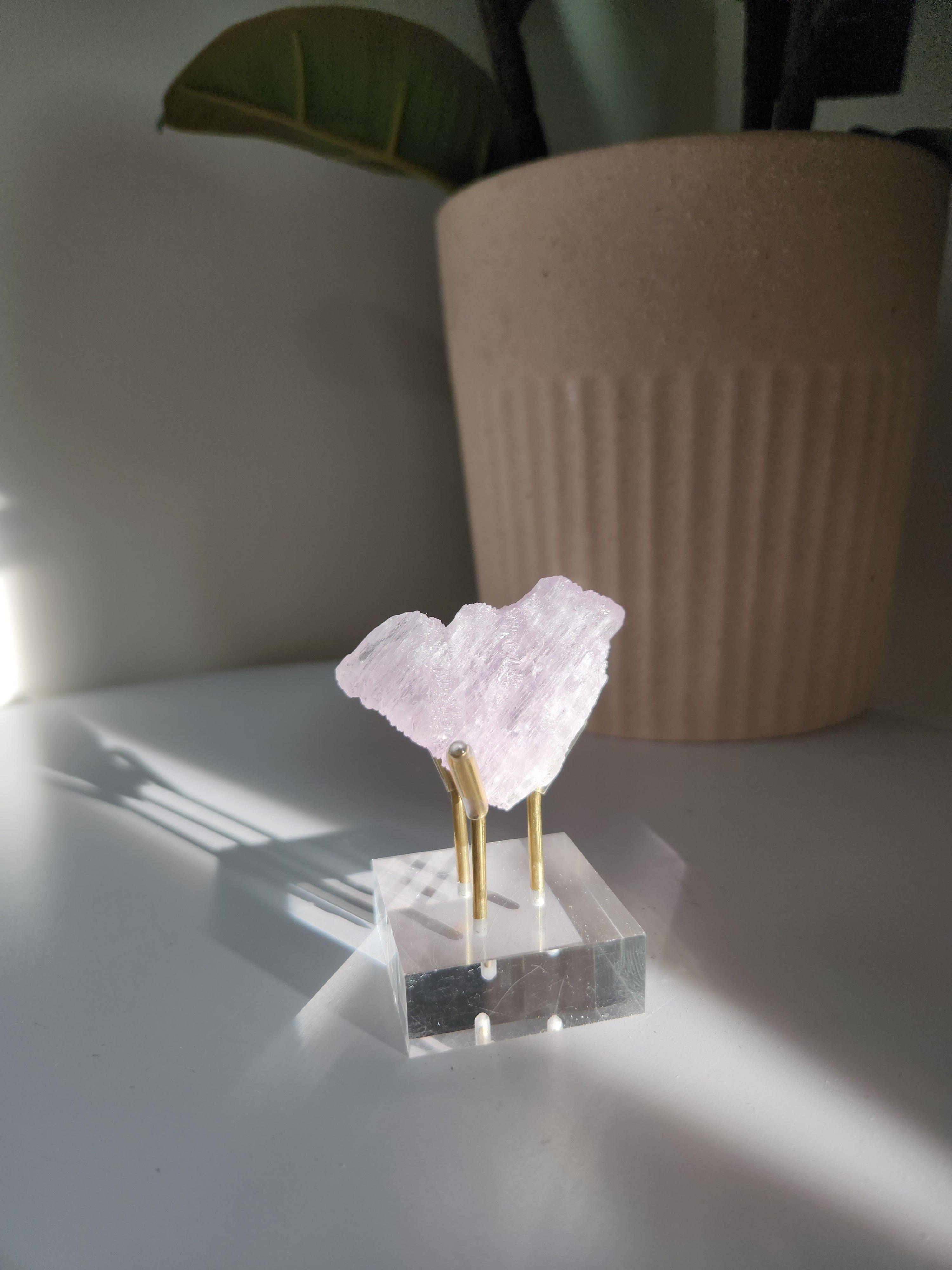 Raw Kunzite 003
