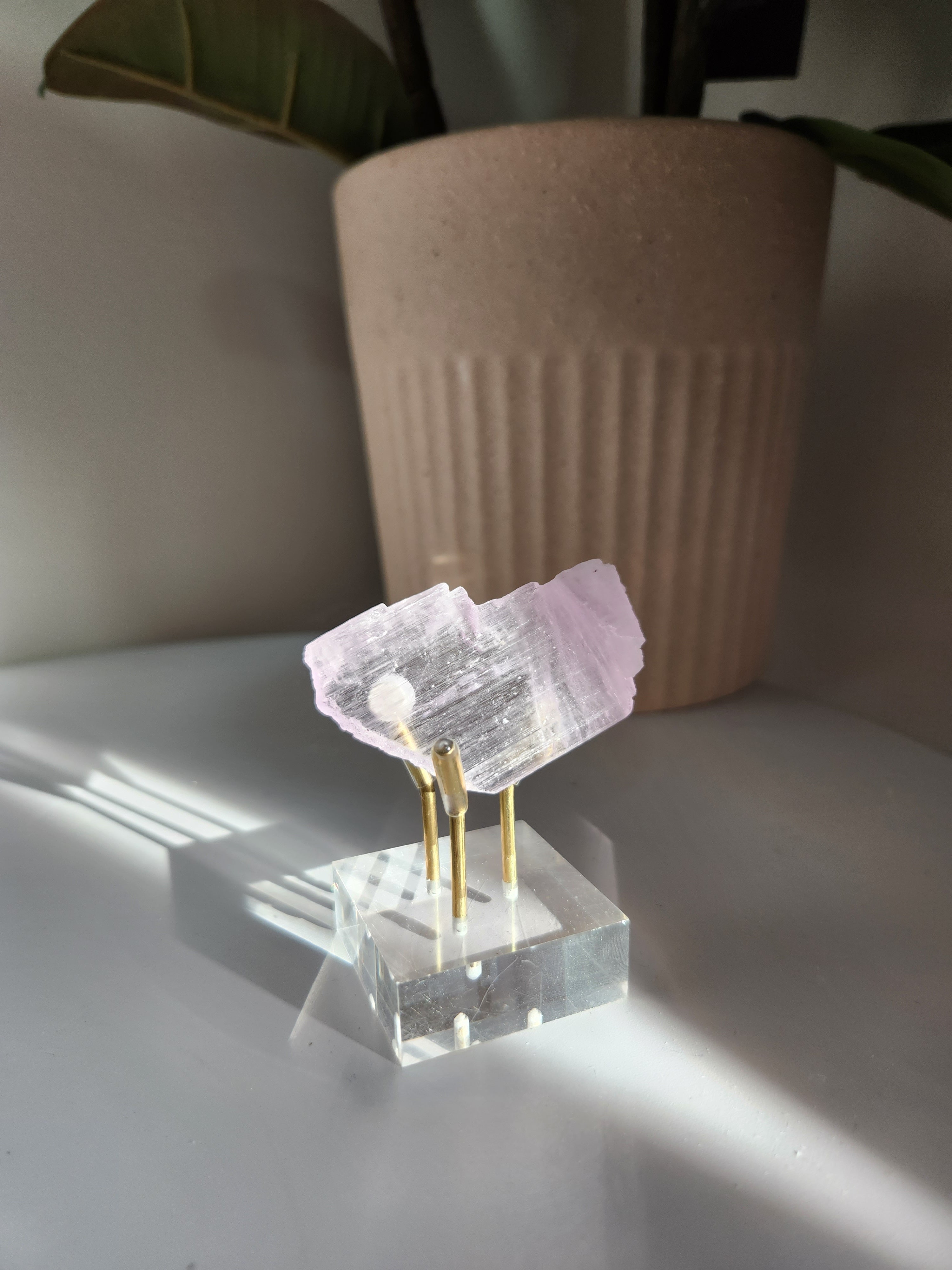 Raw Kunzite 005