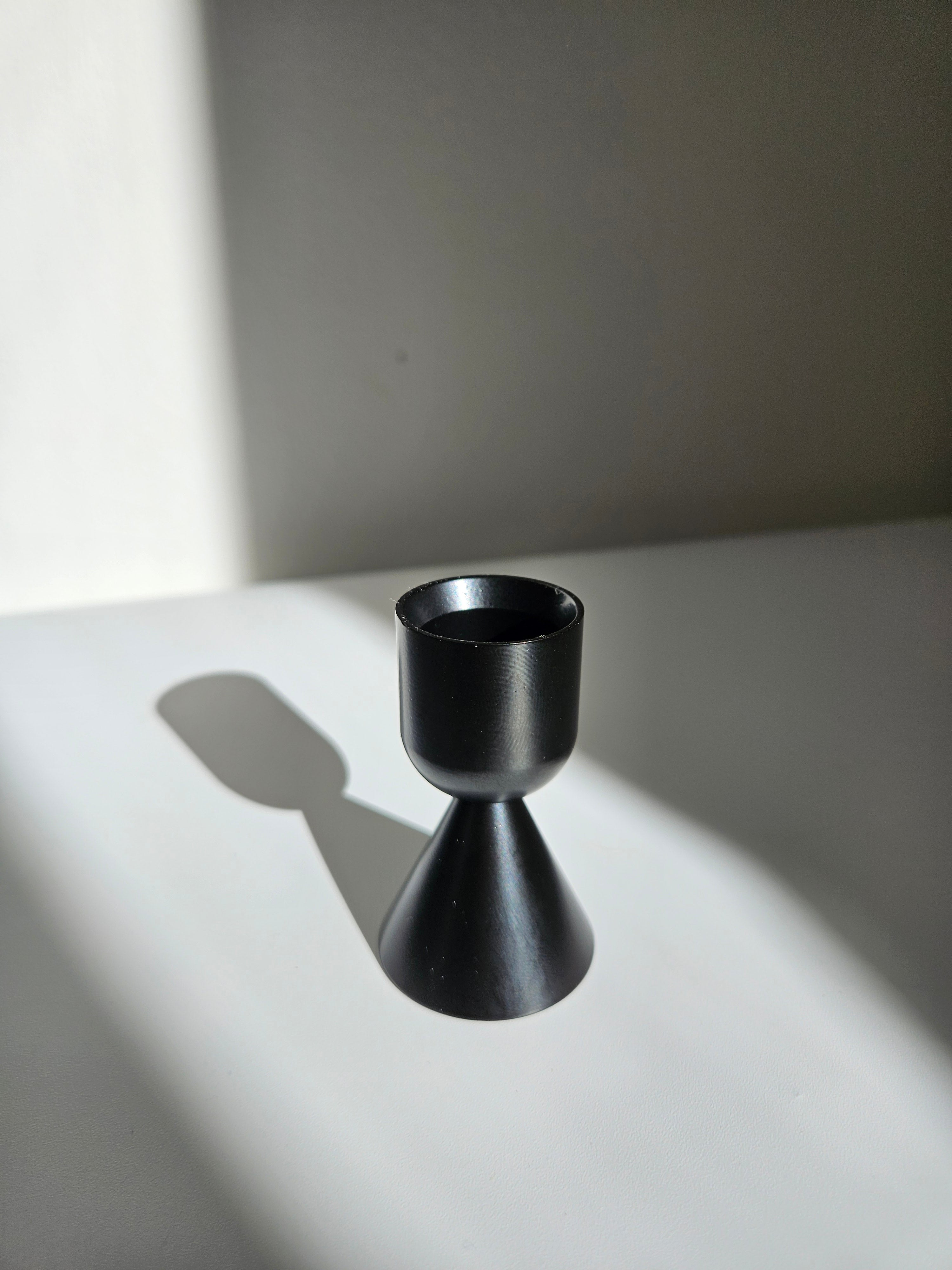 Metal Sphere Stand