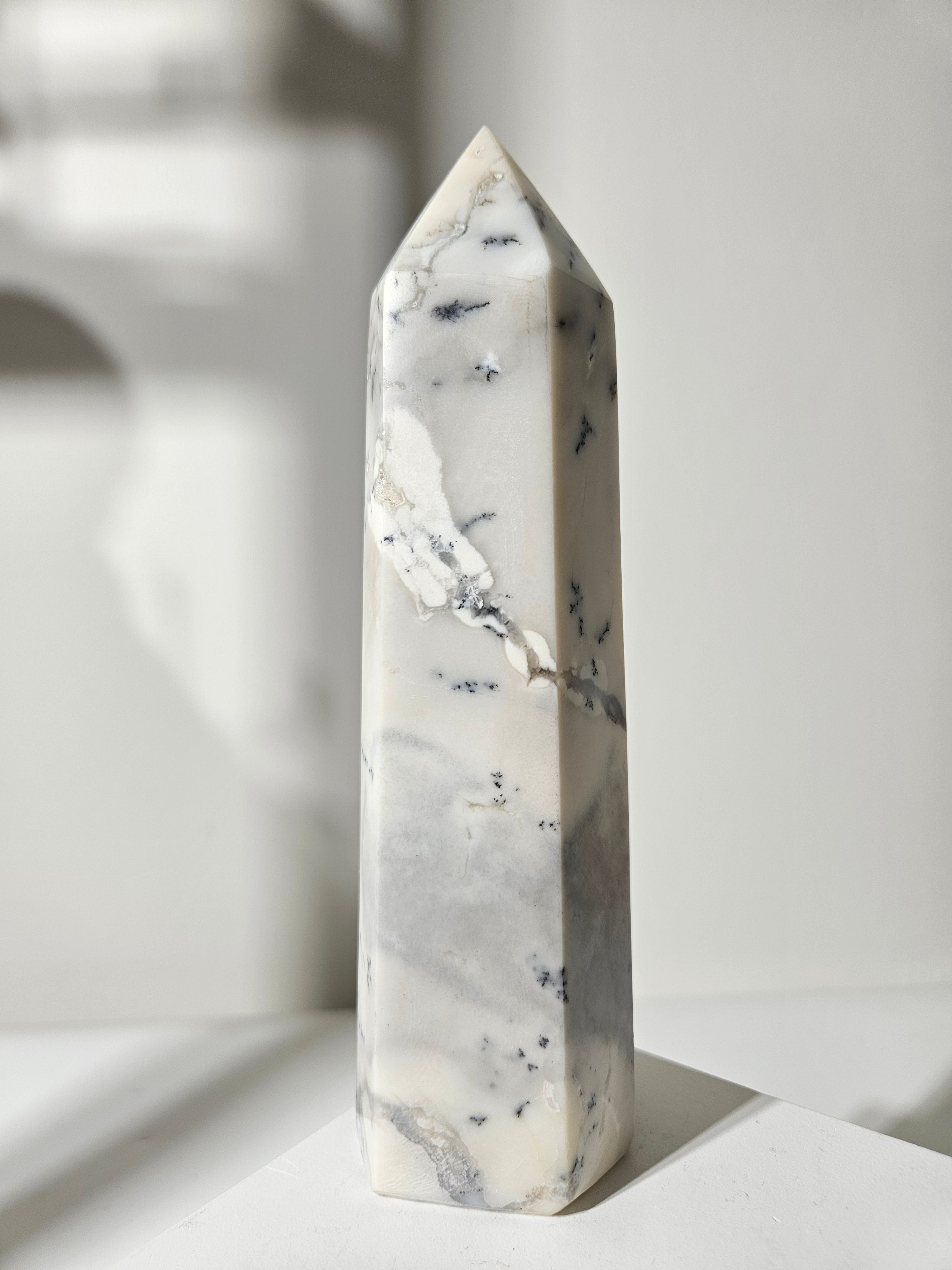 Dendritic Opal Tower 002