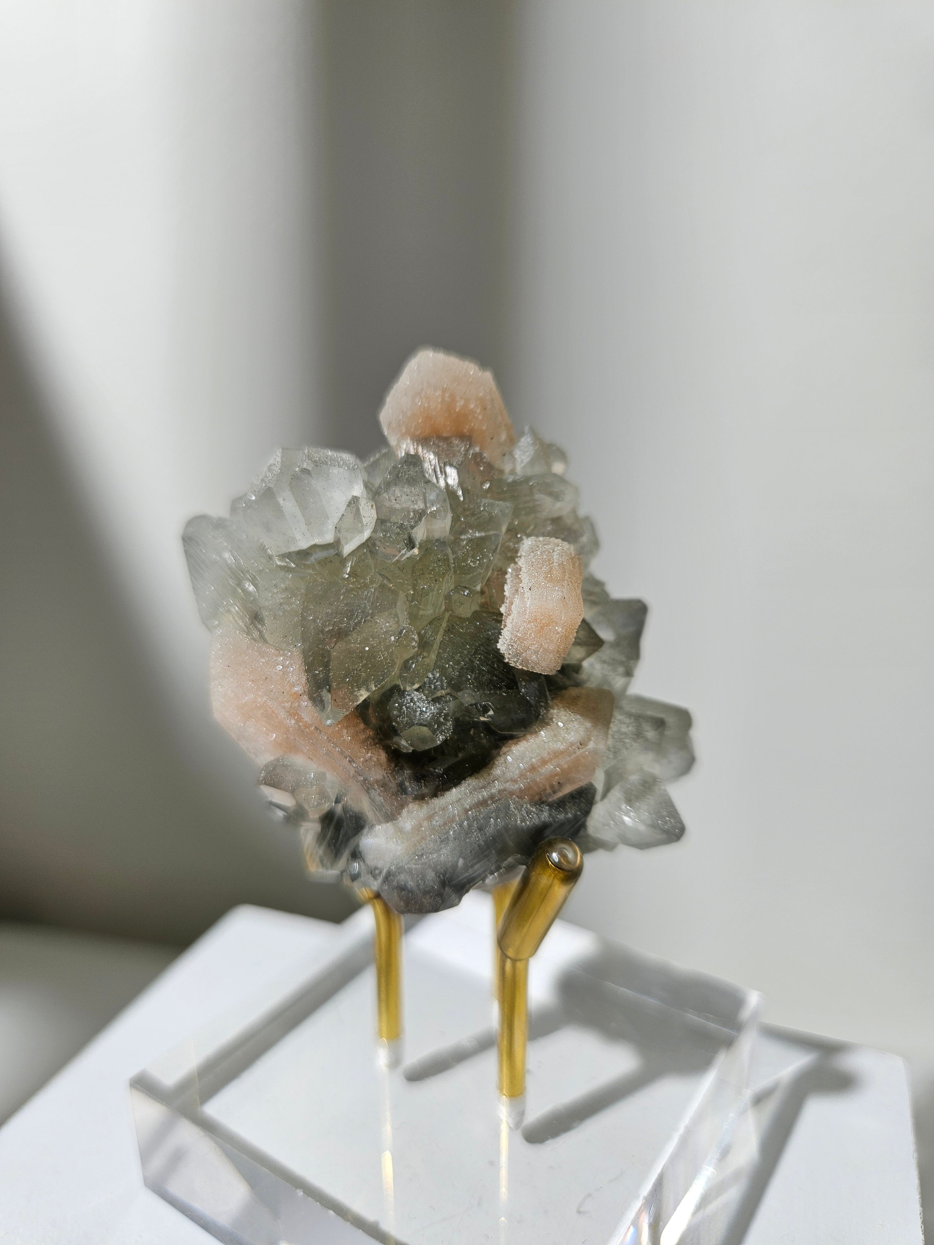 Apophyllite 029