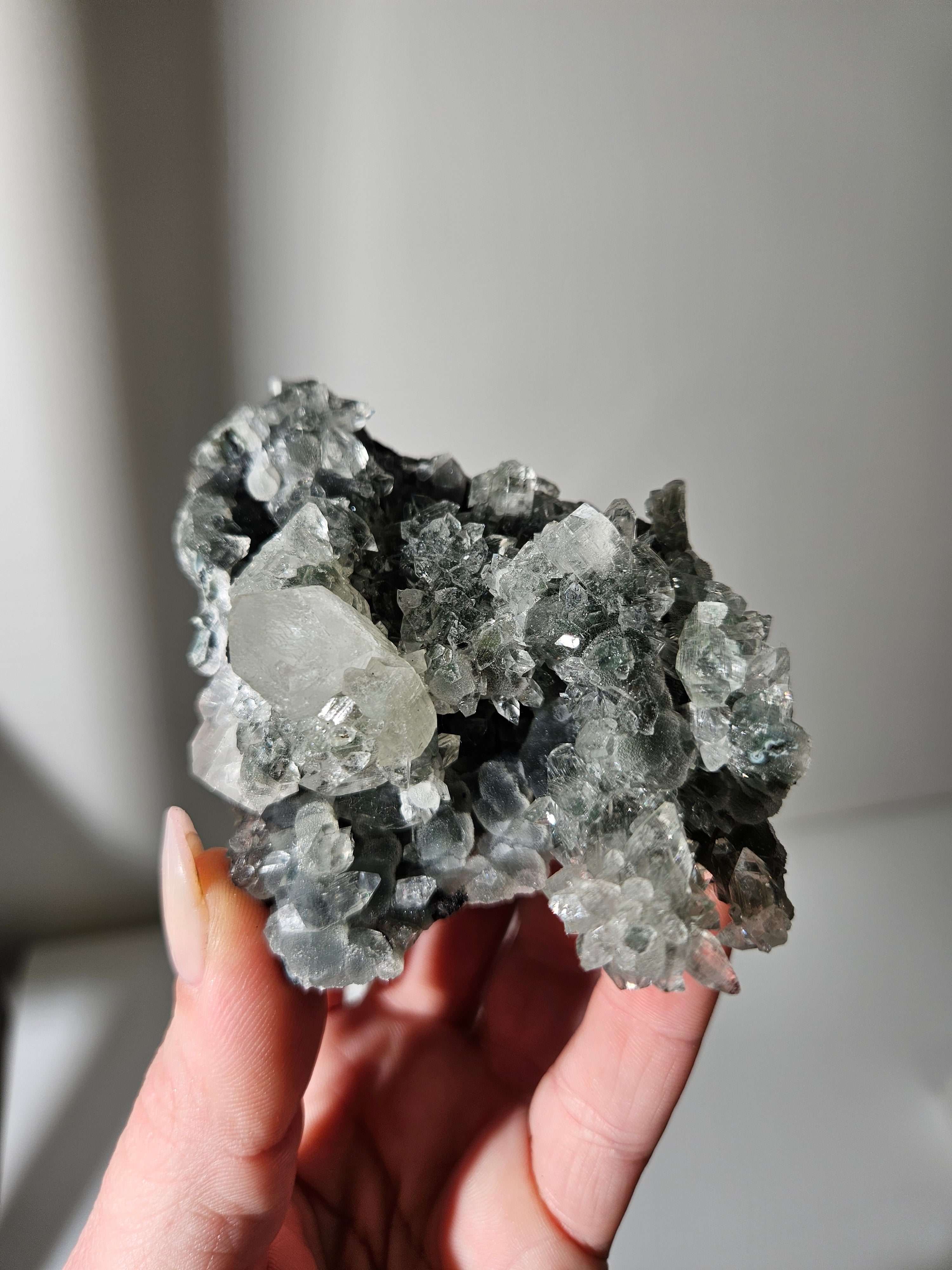 Apophyllite 035