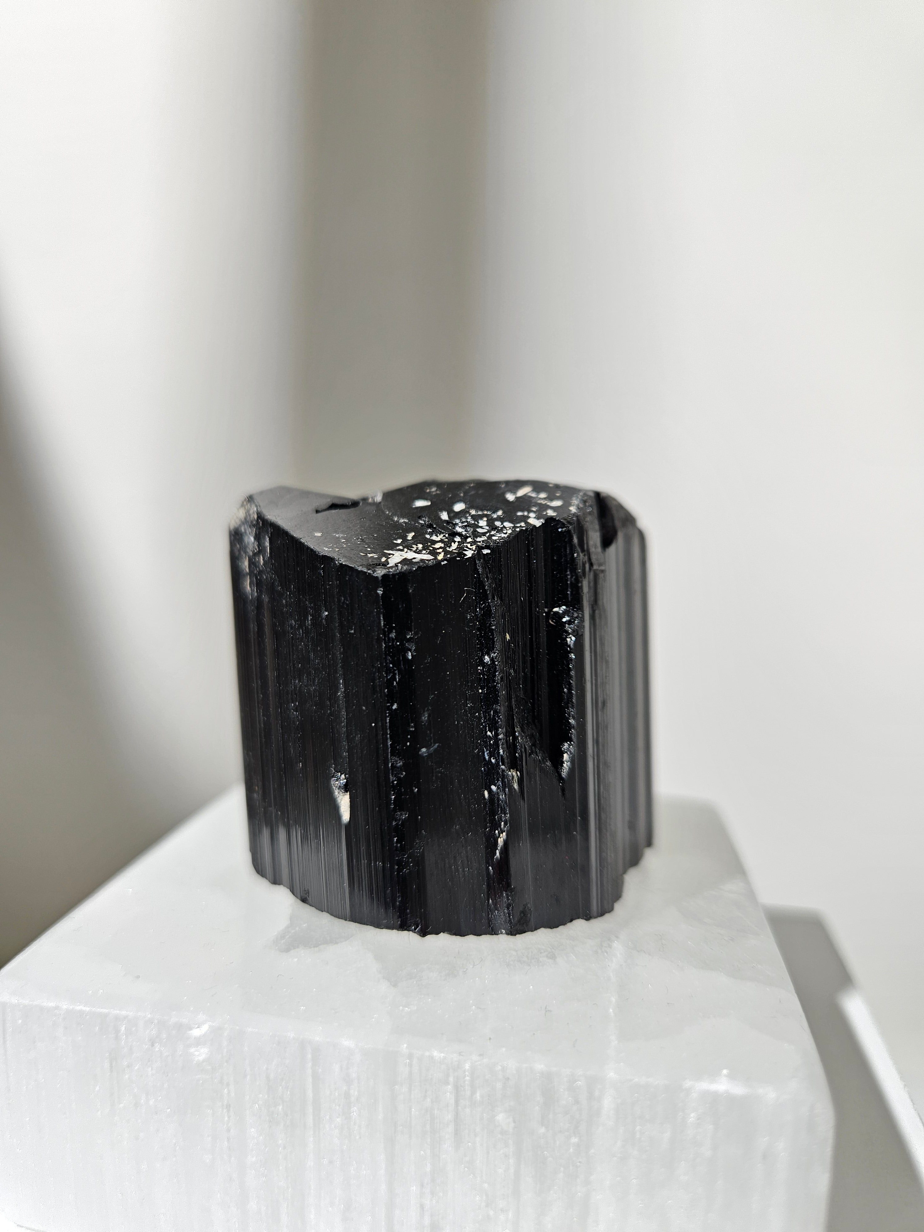 Black Tourmaline 001