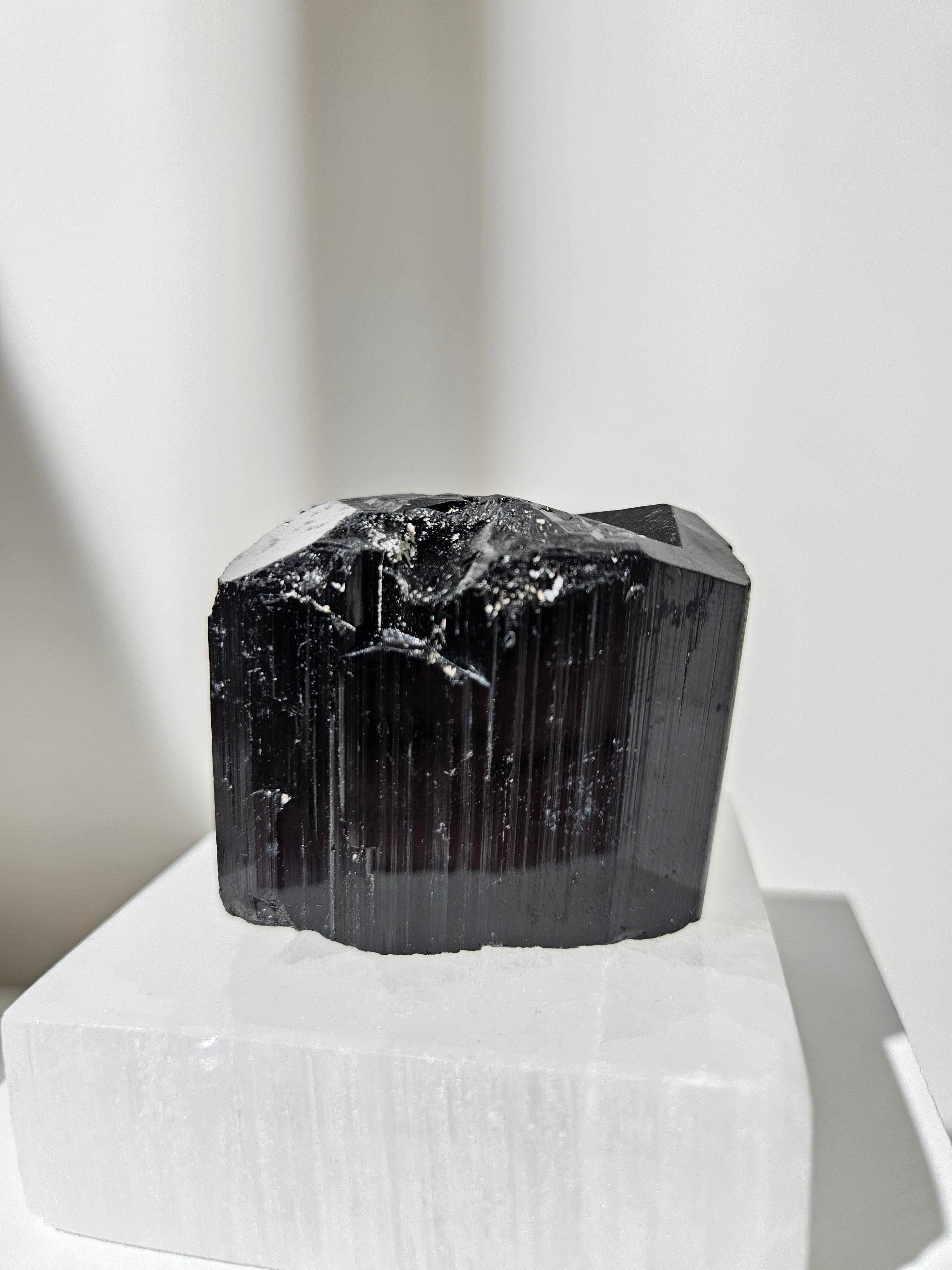 Black Tourmaline 001